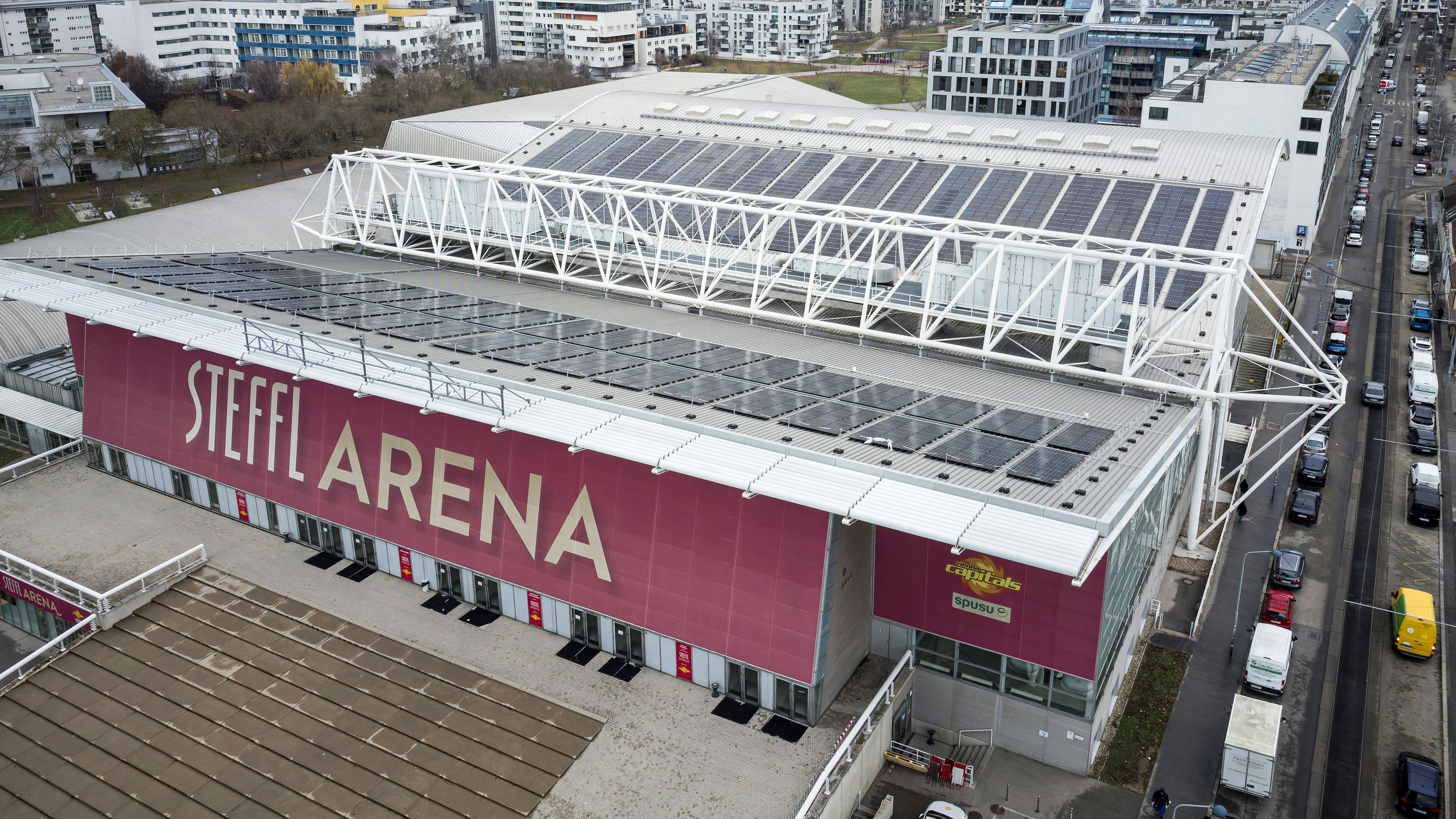 Heute.at - Steffl Arena hat neue PV-Anlage auf Glasfassade