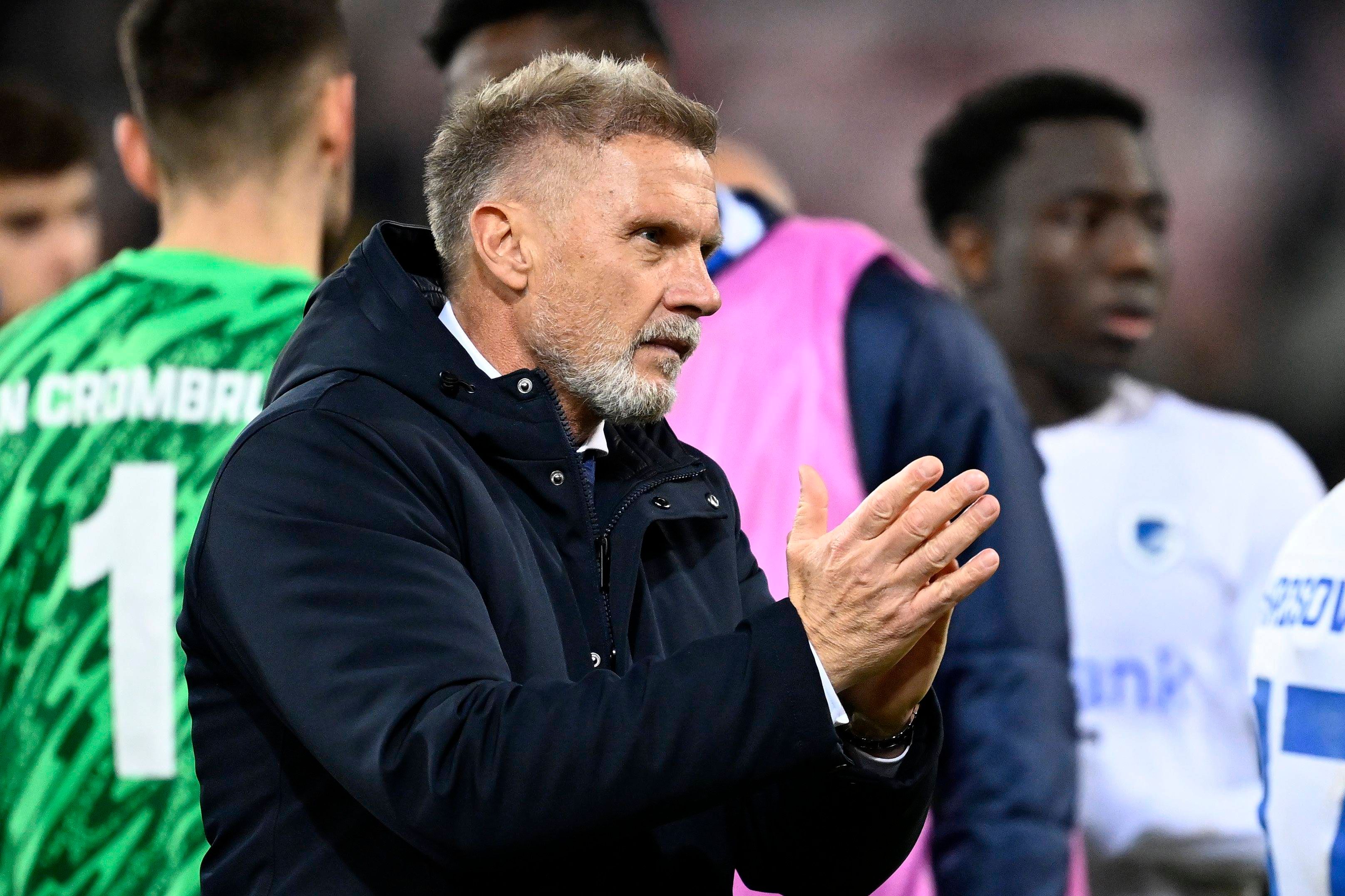 Heute.at - Ex-Austrianer Fink entlassen – ÖFB-Legionäre betroffen