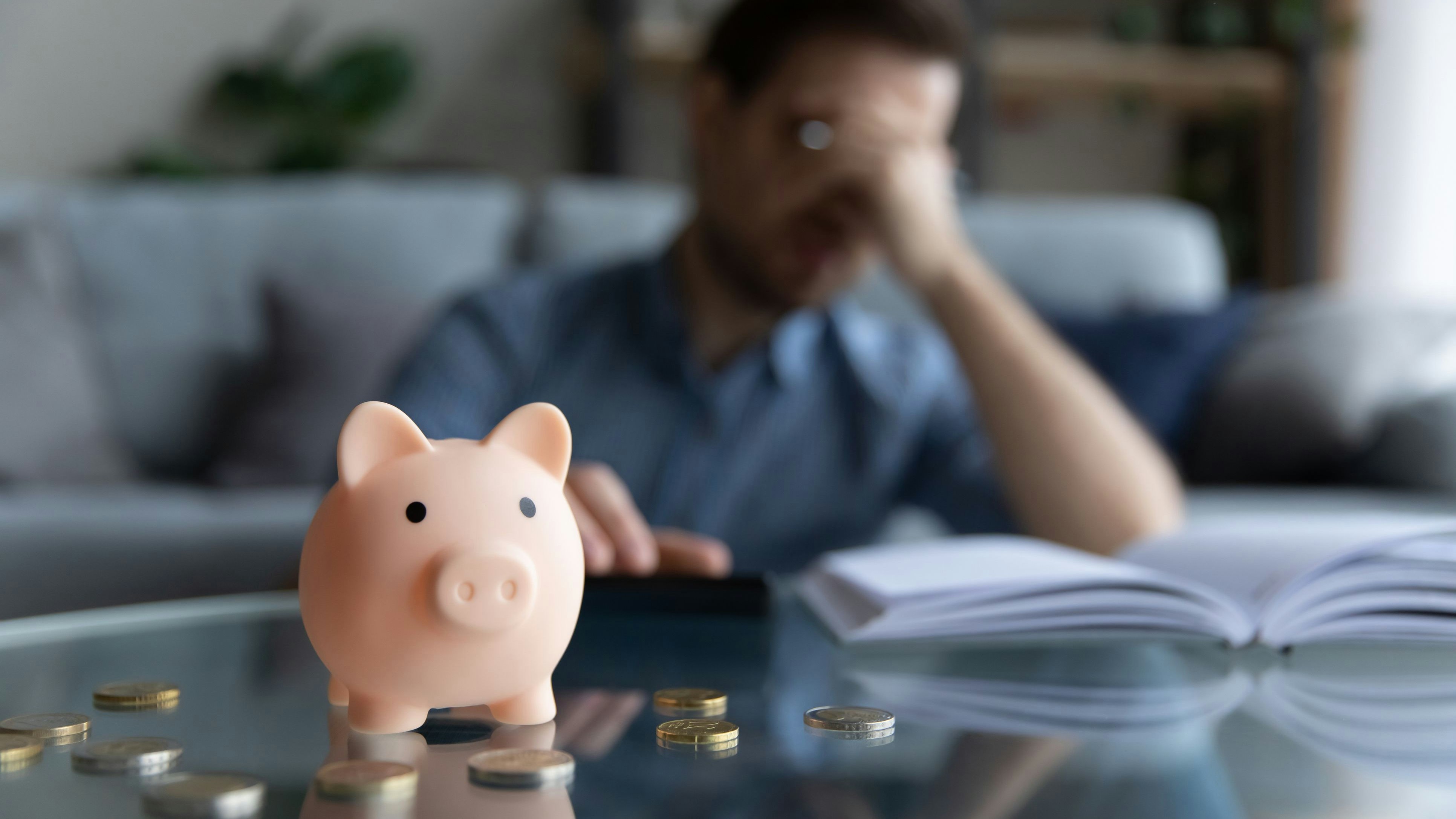 Heute.at - Arbeitslos, 0 Cent mehr – das sind eure Geld-Ziele 2026