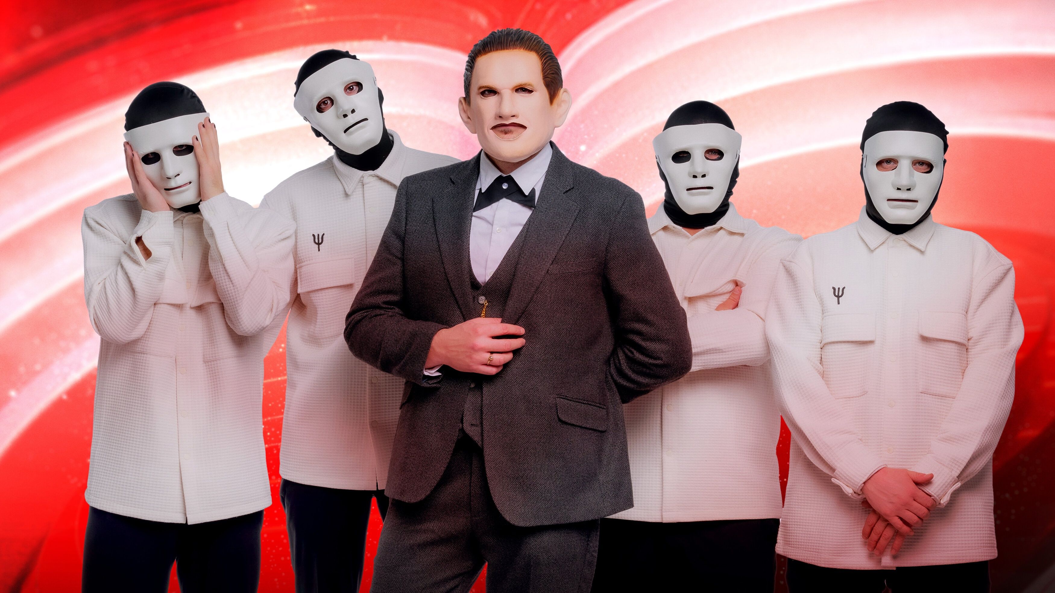 Heavy-Rock-Band Frevd will mit "Riddle" und Masken im Februar die Bühne rocken.