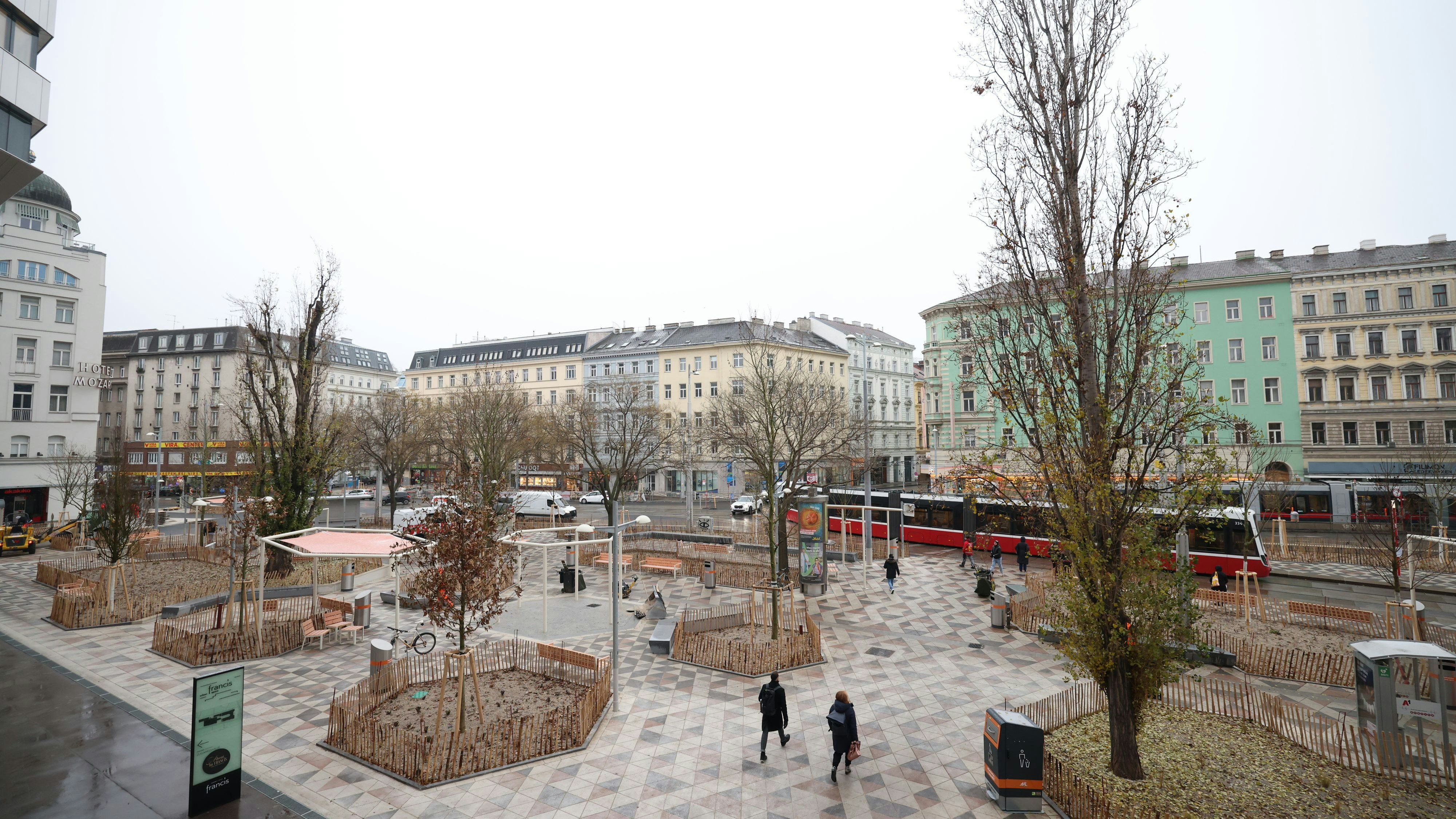 Heute.at - 100 Mal mehr Grün – Julius-Tandler-Platz neu gestaltet