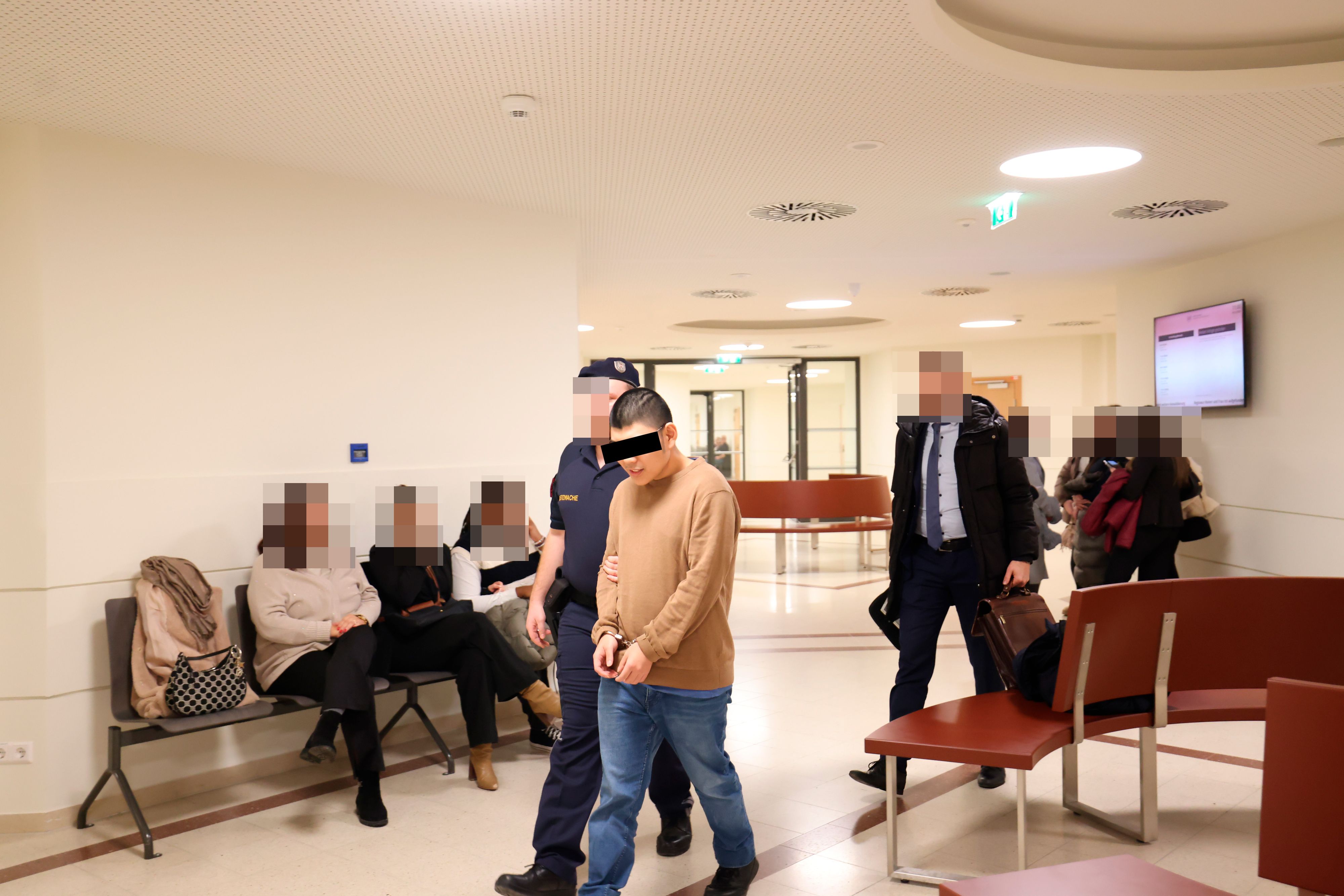 Heute.at - Wiener Geiger stellte Studentin in Stöckelschuhen nach