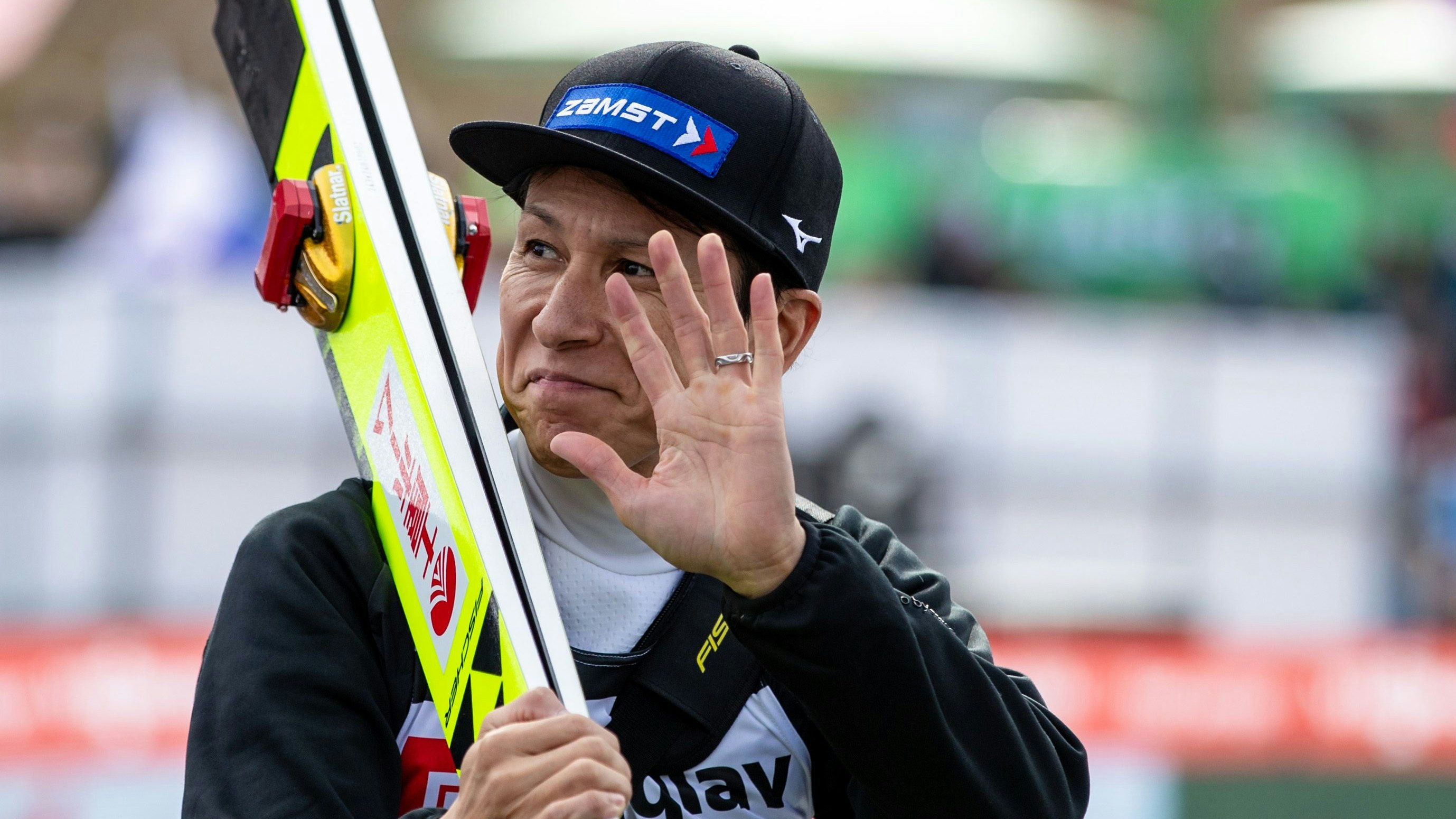 Heute.at - Skisprung-Dino Kasai (53) schlägt alle Deutschen