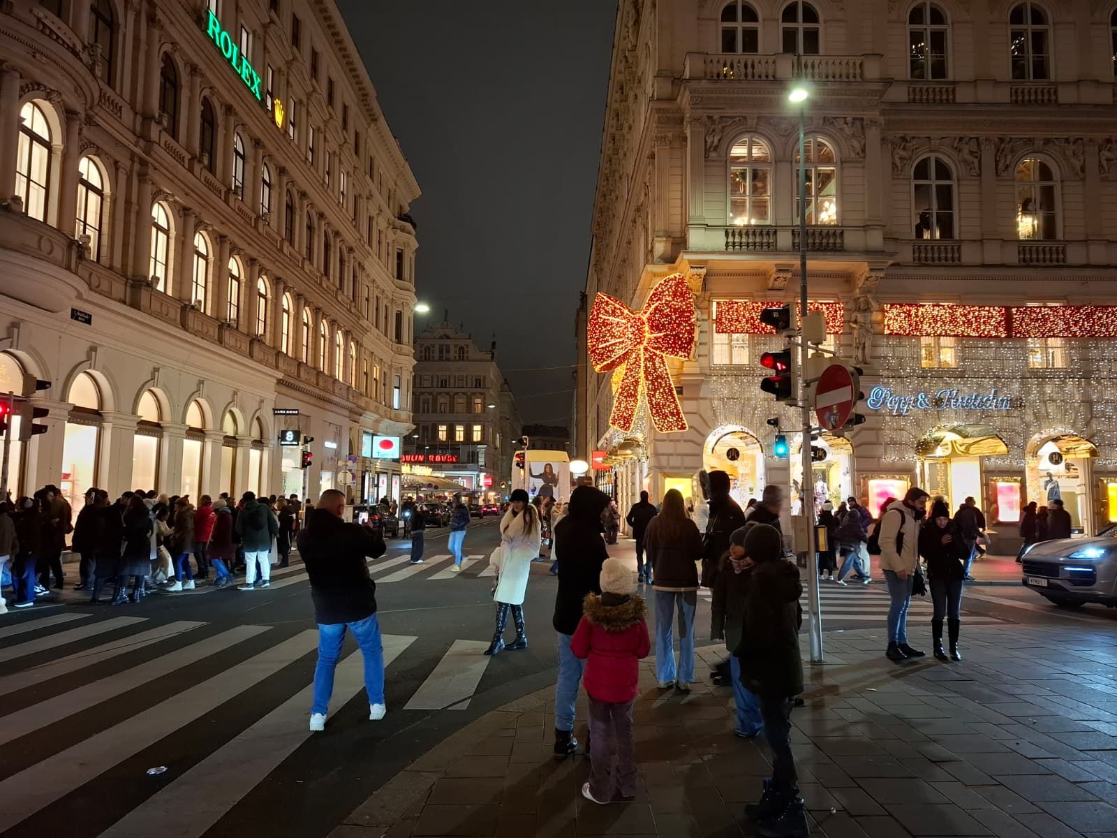 Heute.at - Mascherl-Chaos – Polizei greift jetzt knallhart durch