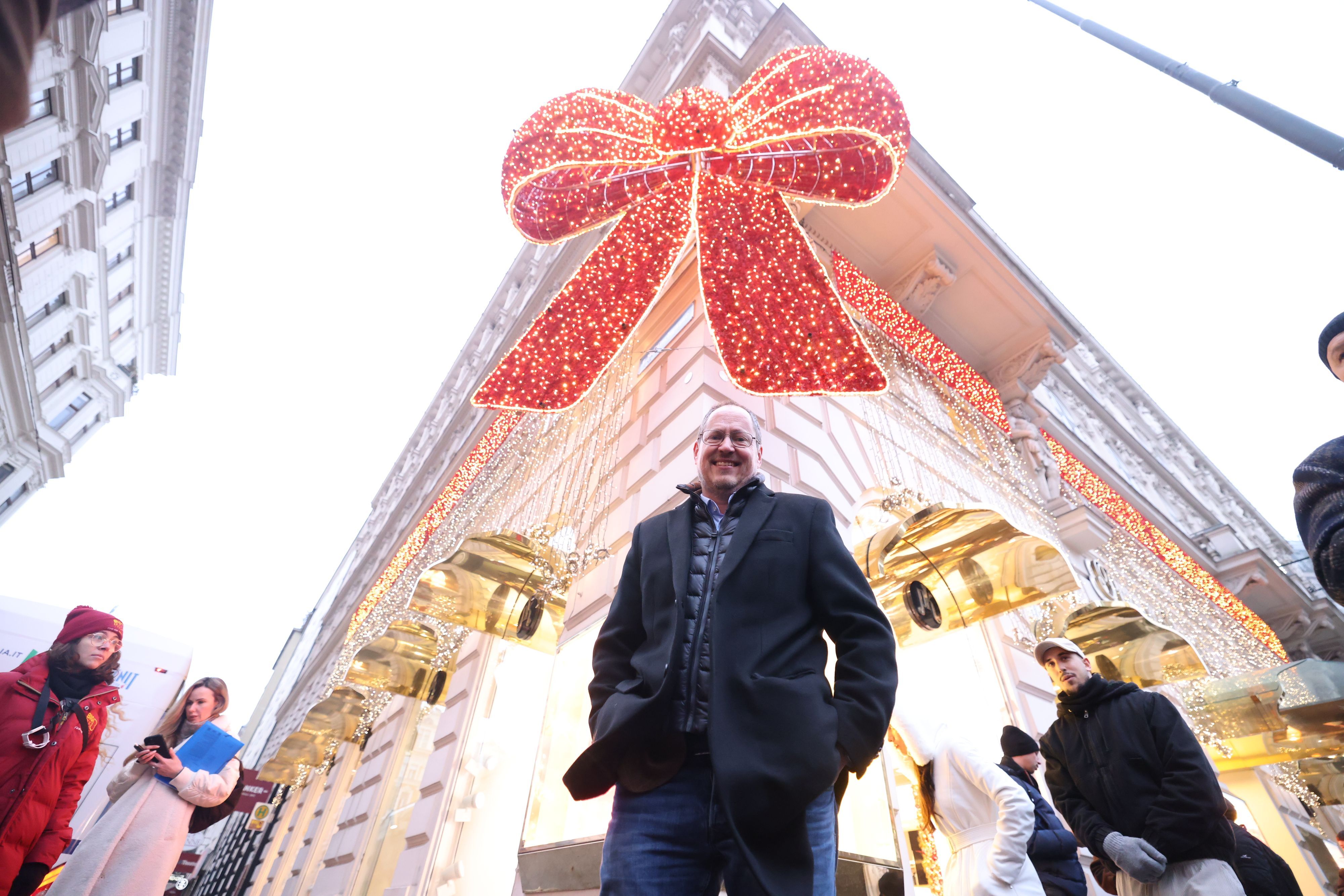 Heute.at - 30 Euro Strafe: Was der Mascherl-Erfinder davon hält