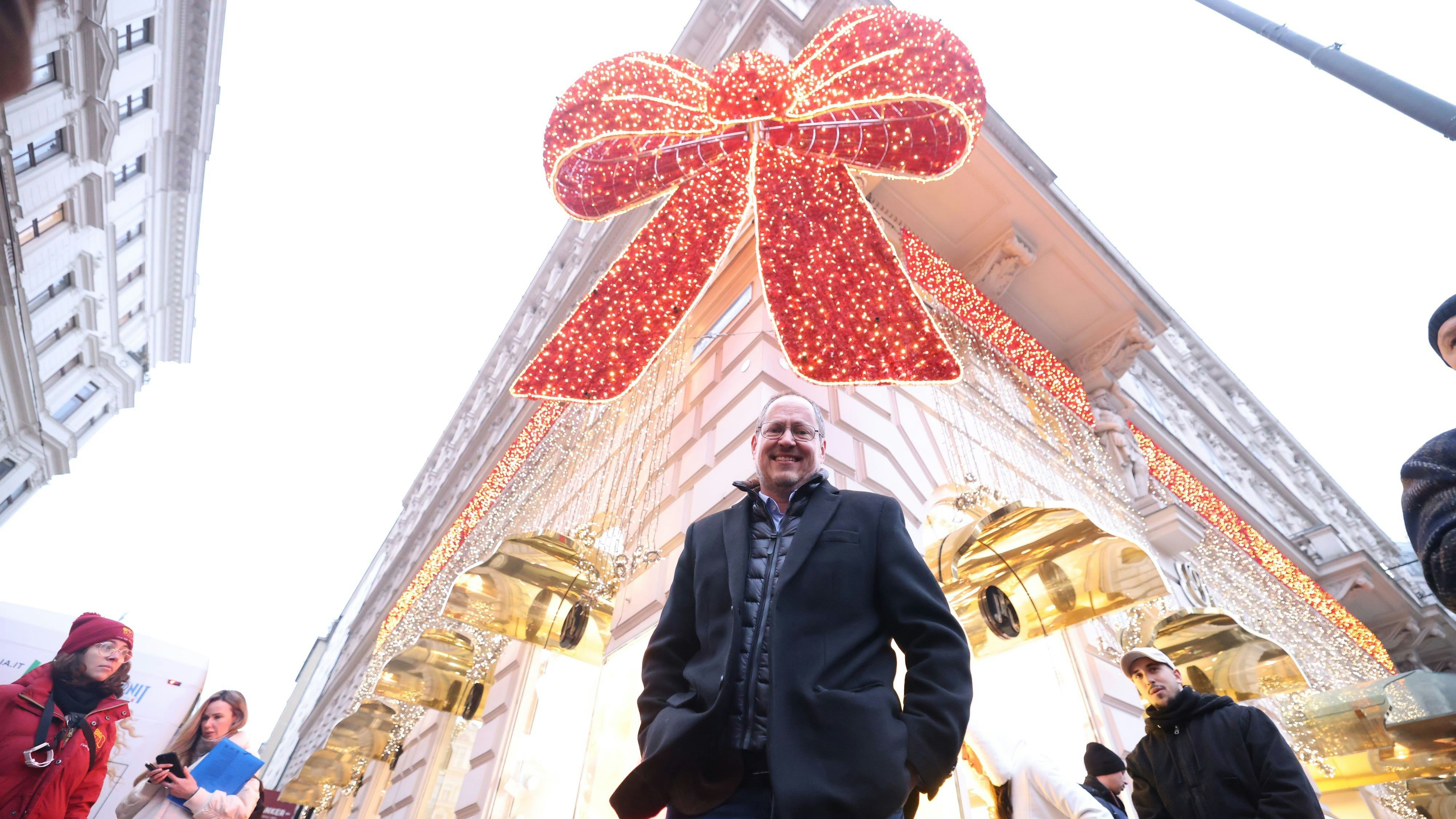 Heute.at - 30 Euro Strafe: Was der Mascherl-Erfinder davon hält