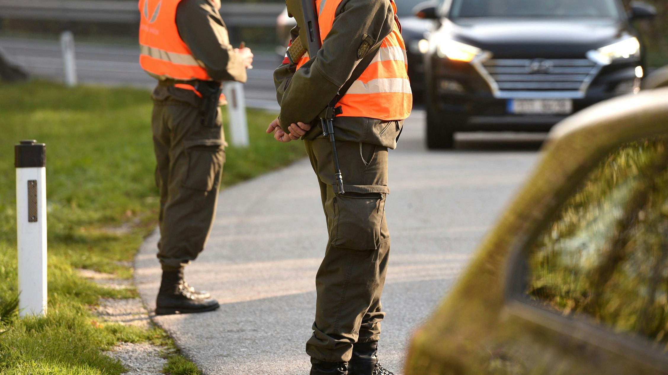 Heute.at - Bundesheer-Soldaten retten Frau nach Messer-Attacke