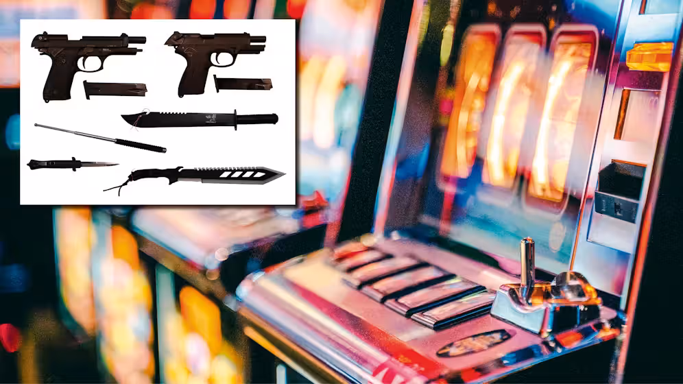 Mit diesen Waffen überfielen die Angeklagten das Spielcasino