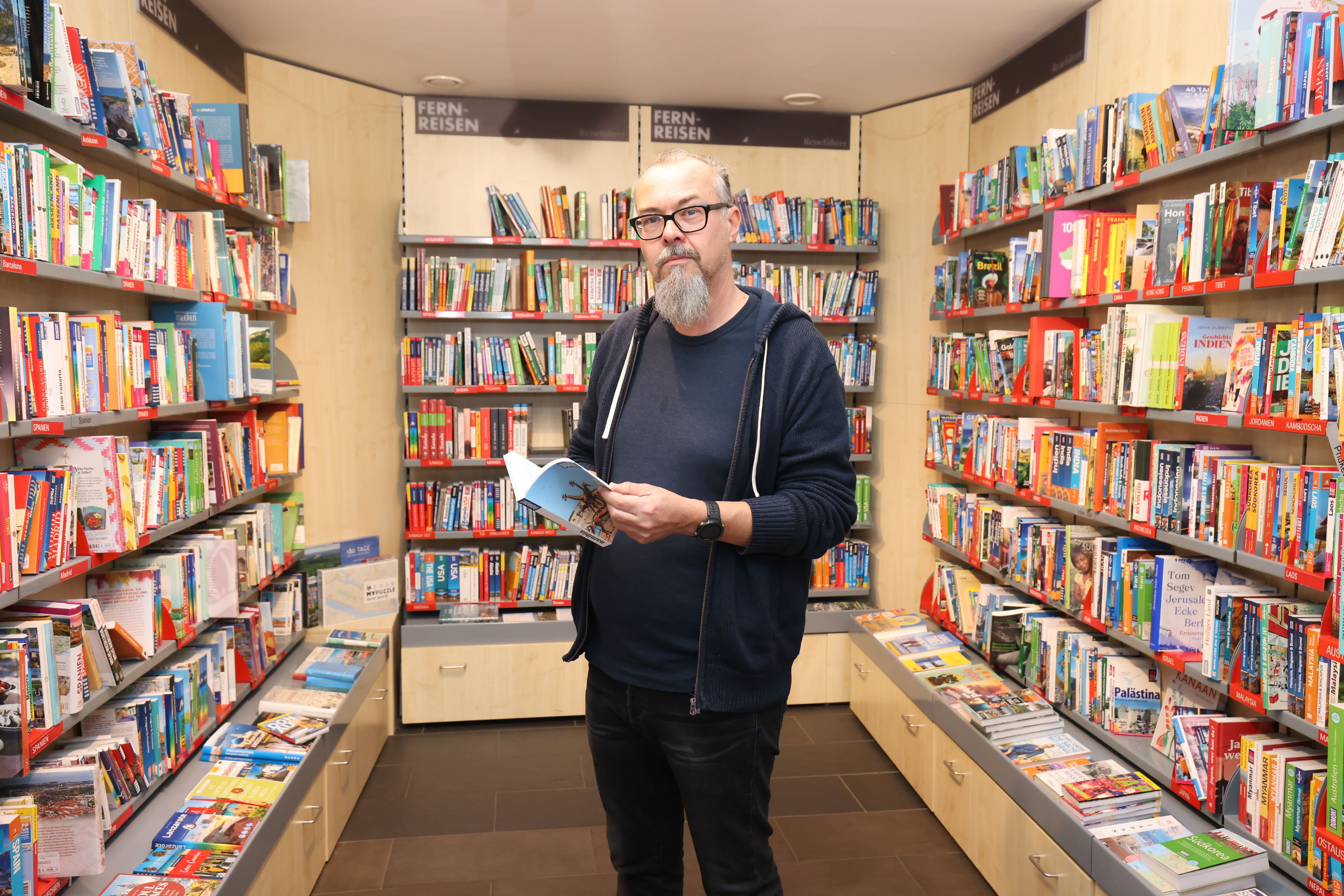 Heute.at - Nach 250 Jahren – legendäre Reisebuchhandlung sperrt zu