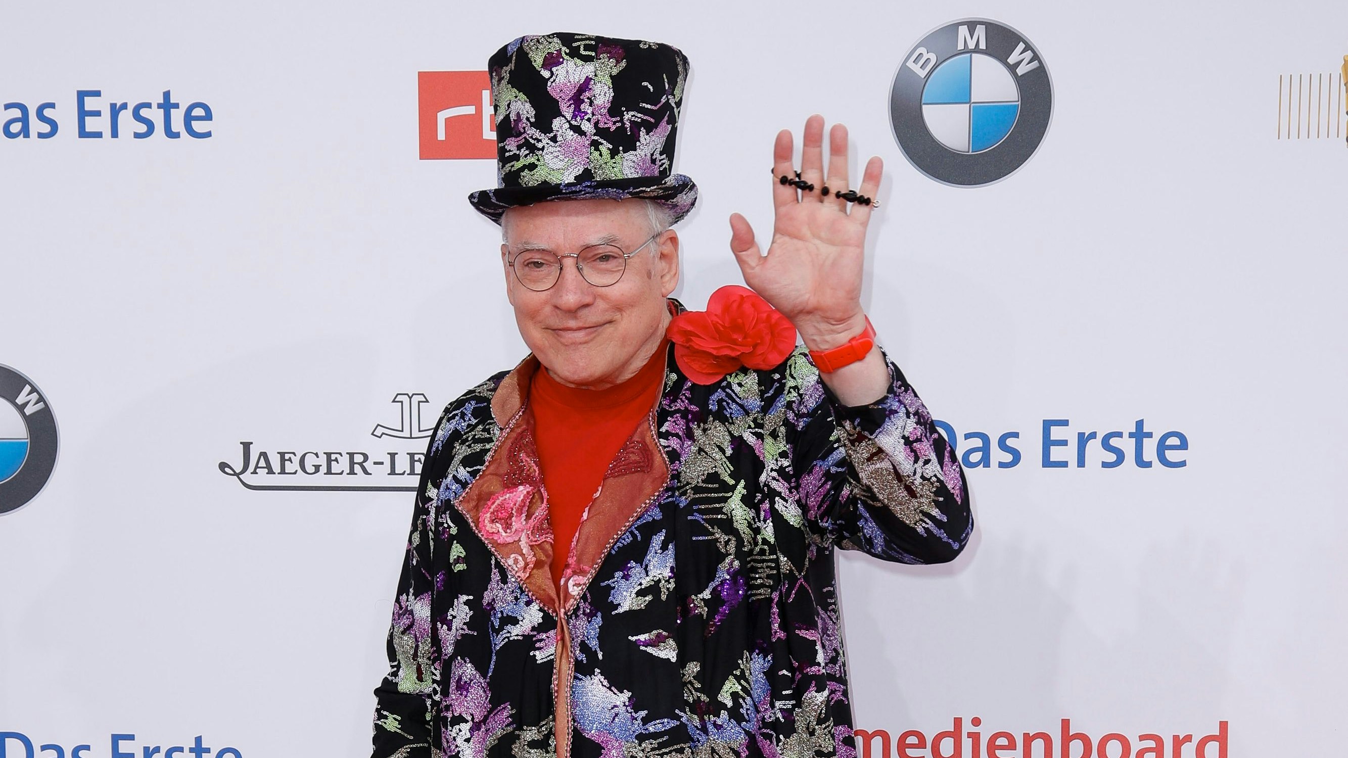 Heute.at - Vier Tage nach der Hochzeit: Regie-Ikone ist tot