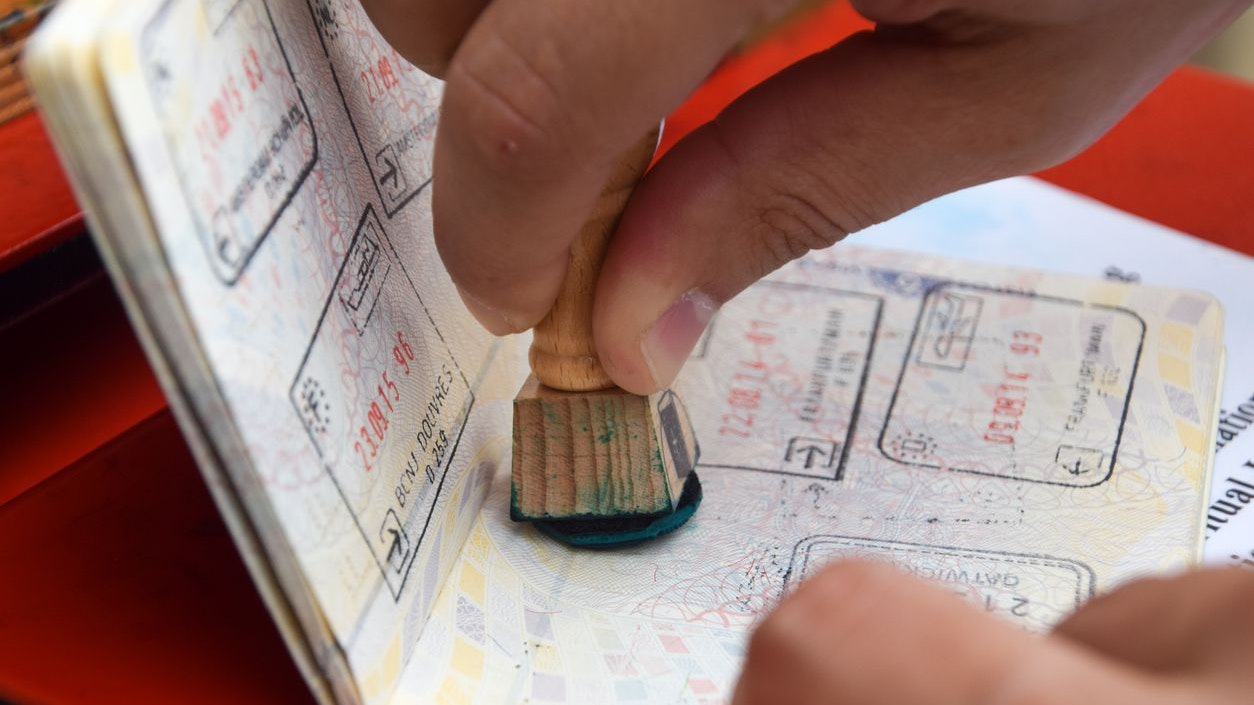 Heute.at - Solche Stempel im Pass könnten zum Problem werden