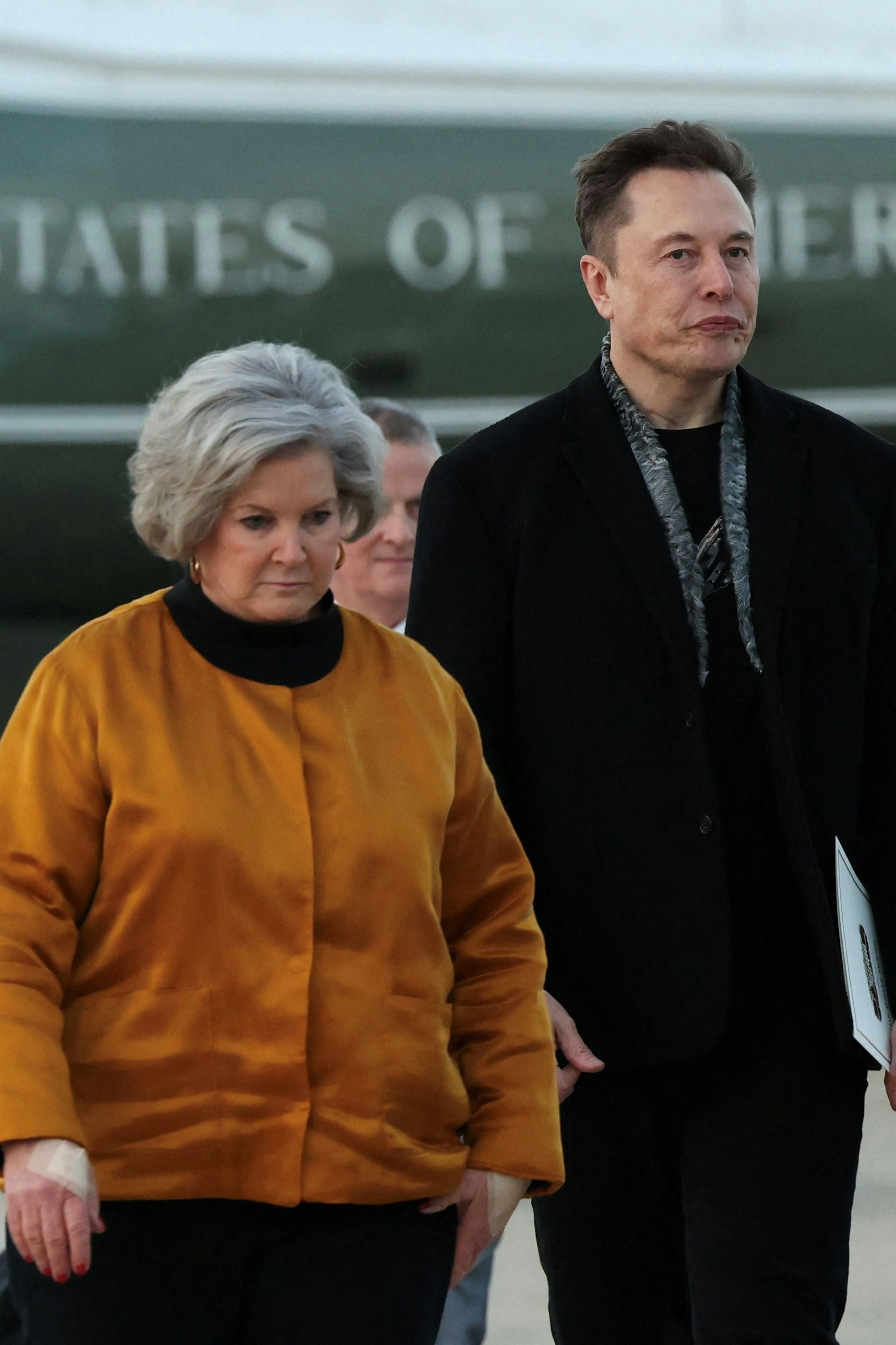 Wurden keine Freunde: Stabschefin Susie Wiles und Multimilliardär Elon Musk: "Er ist ein absoluter Einzelgänger und ein seltsamer, seltsamer Typ"