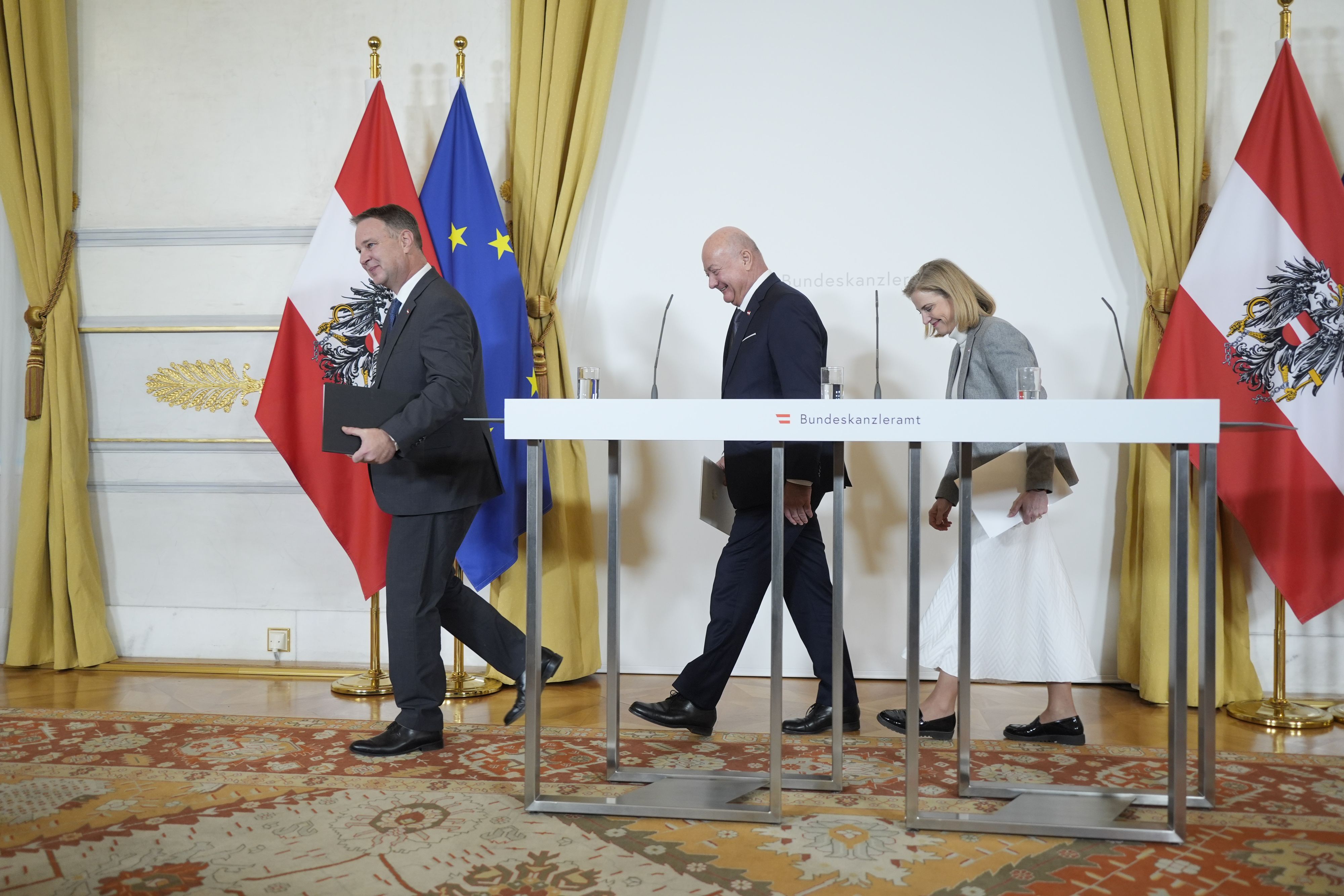 Heute.at - Regierung, ihr habt 0,0 (!) Prozent Besserung geschafft