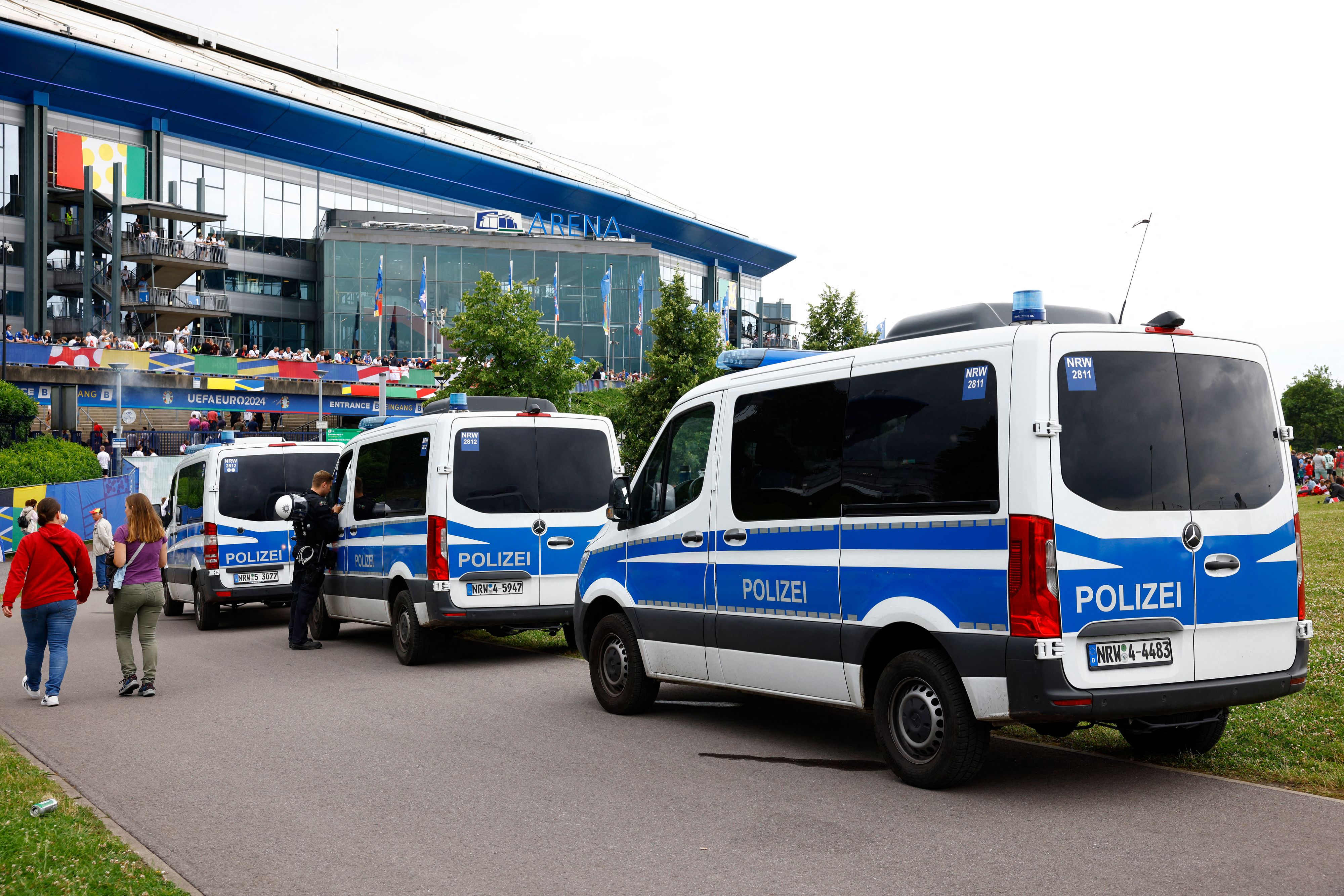 Heute.at - Versuchter Mord an Polizisten: Verdächtiger ist erst 15