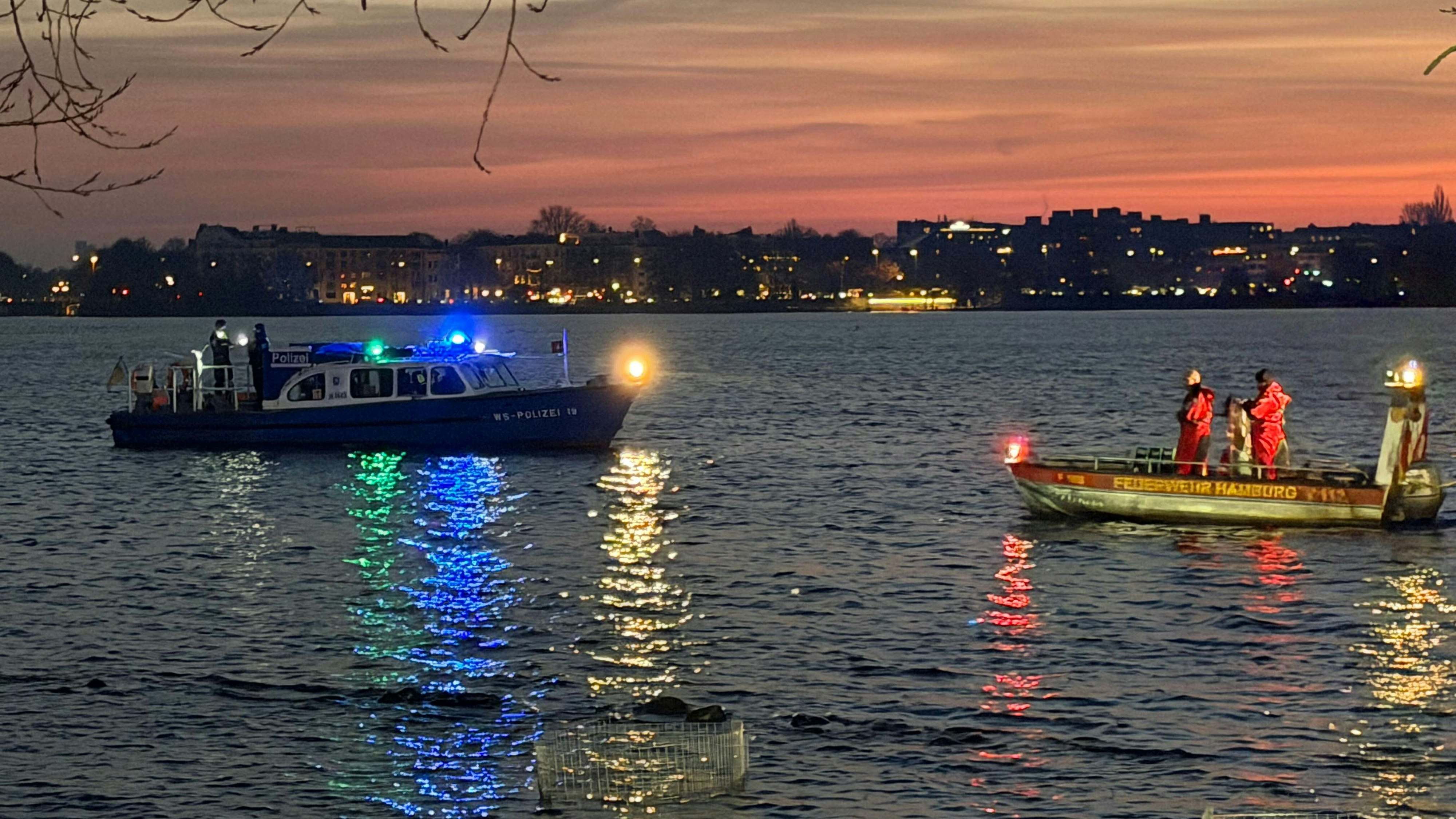 Heute.at - Ruder-Unglück! Neun Menschen aus Wasser gerettet