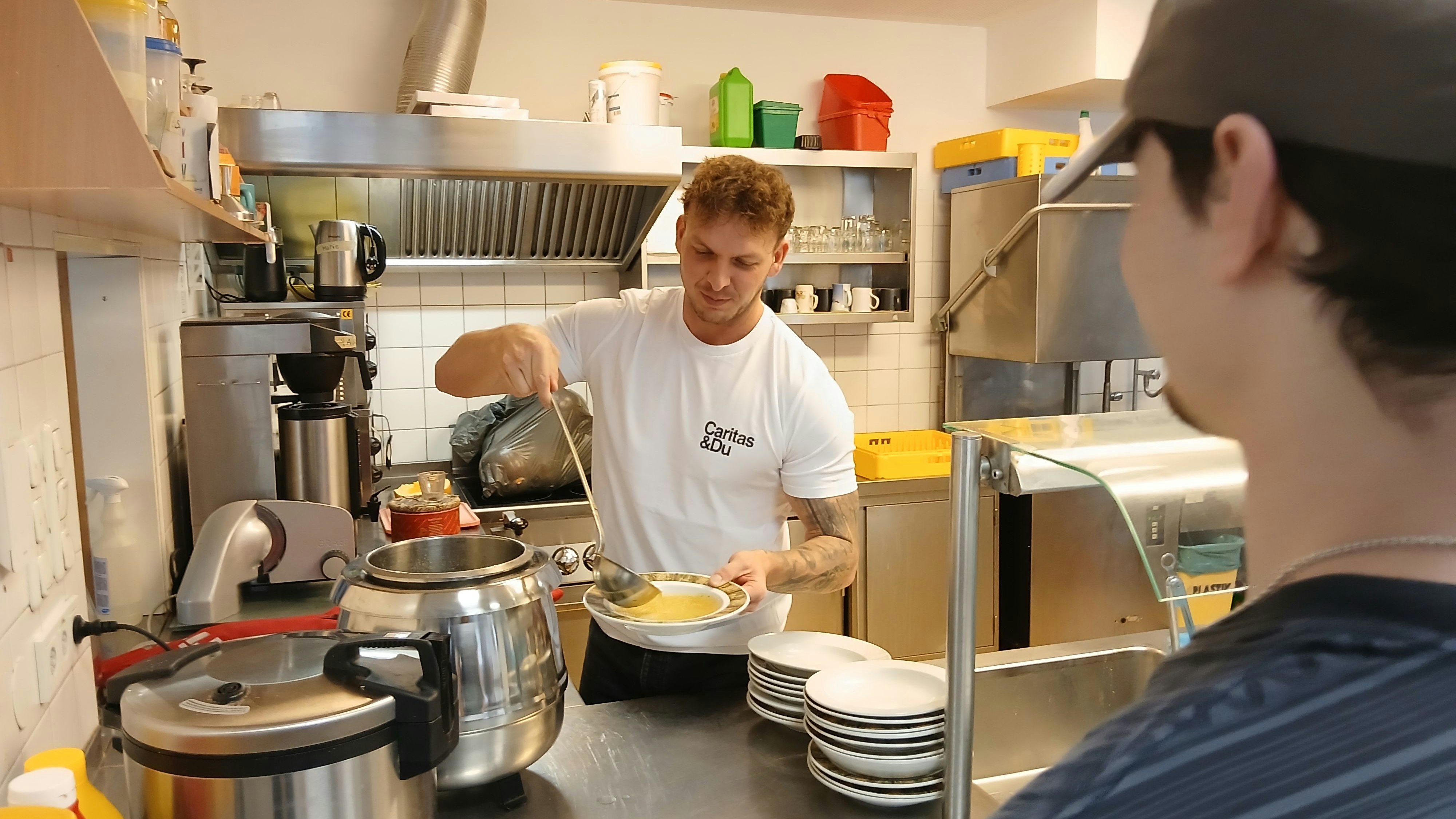 Heute.at - Eiseskälte, kein Zuhause – Wärmestuben jetzt übervoll