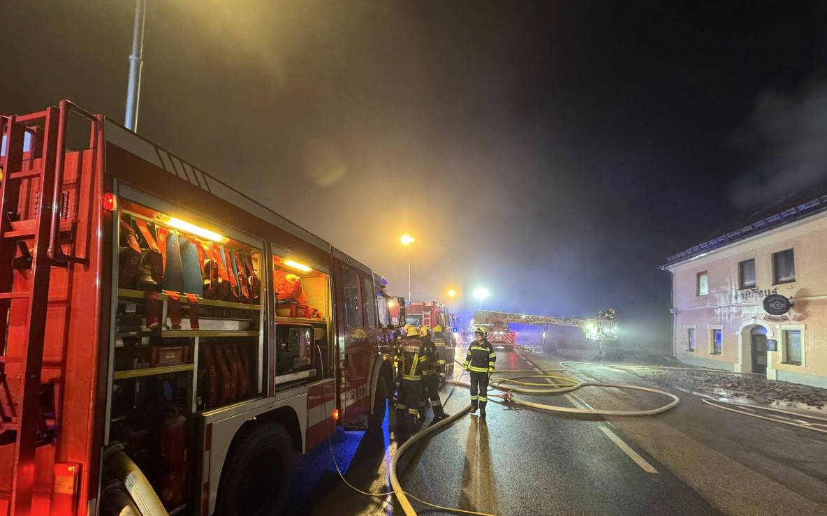 Die Feuerwehr konnte den Brand rasch unter Kontrolle bringen.
