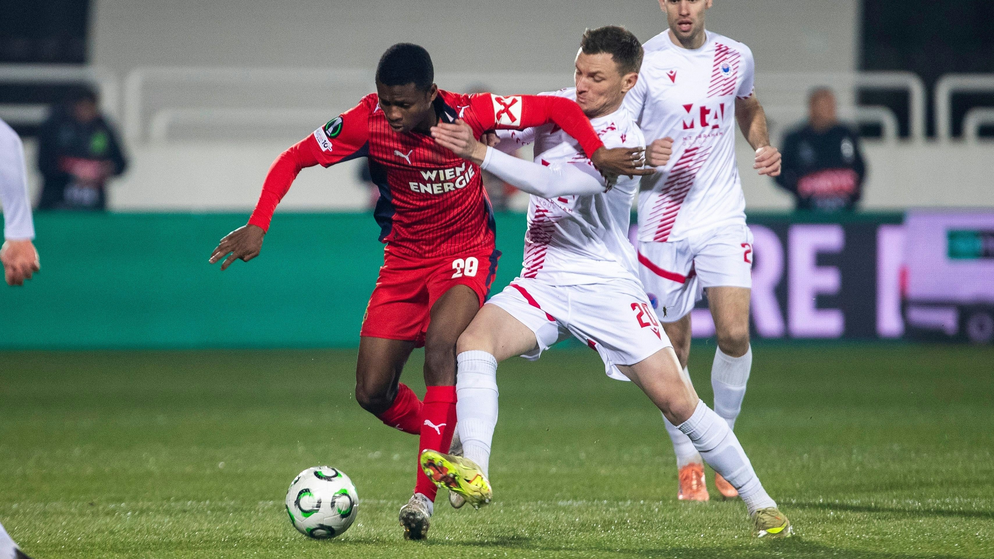 Heute.at - 1:1 in Minute 93! Müdes Rapid bleibt in Europa sieglos