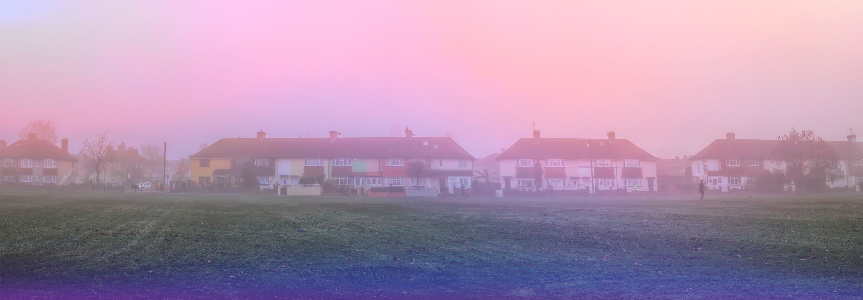 Heute.at - Mysteriös – Rosaroter Nebel hüllt Großbritannien ein