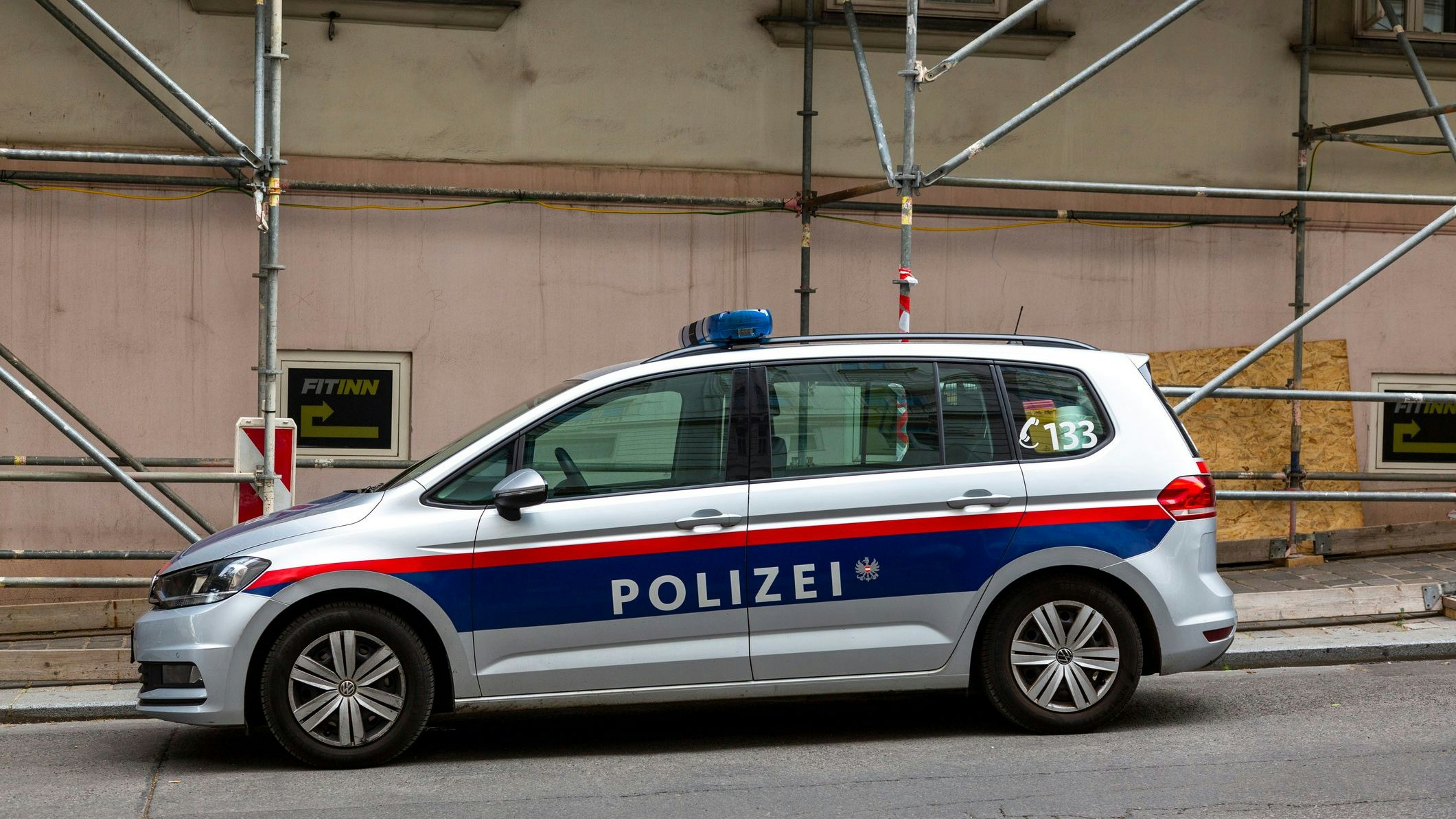 Heute.at - Brisanter Drogenfund bei Delogierung in Wiener Wohnung