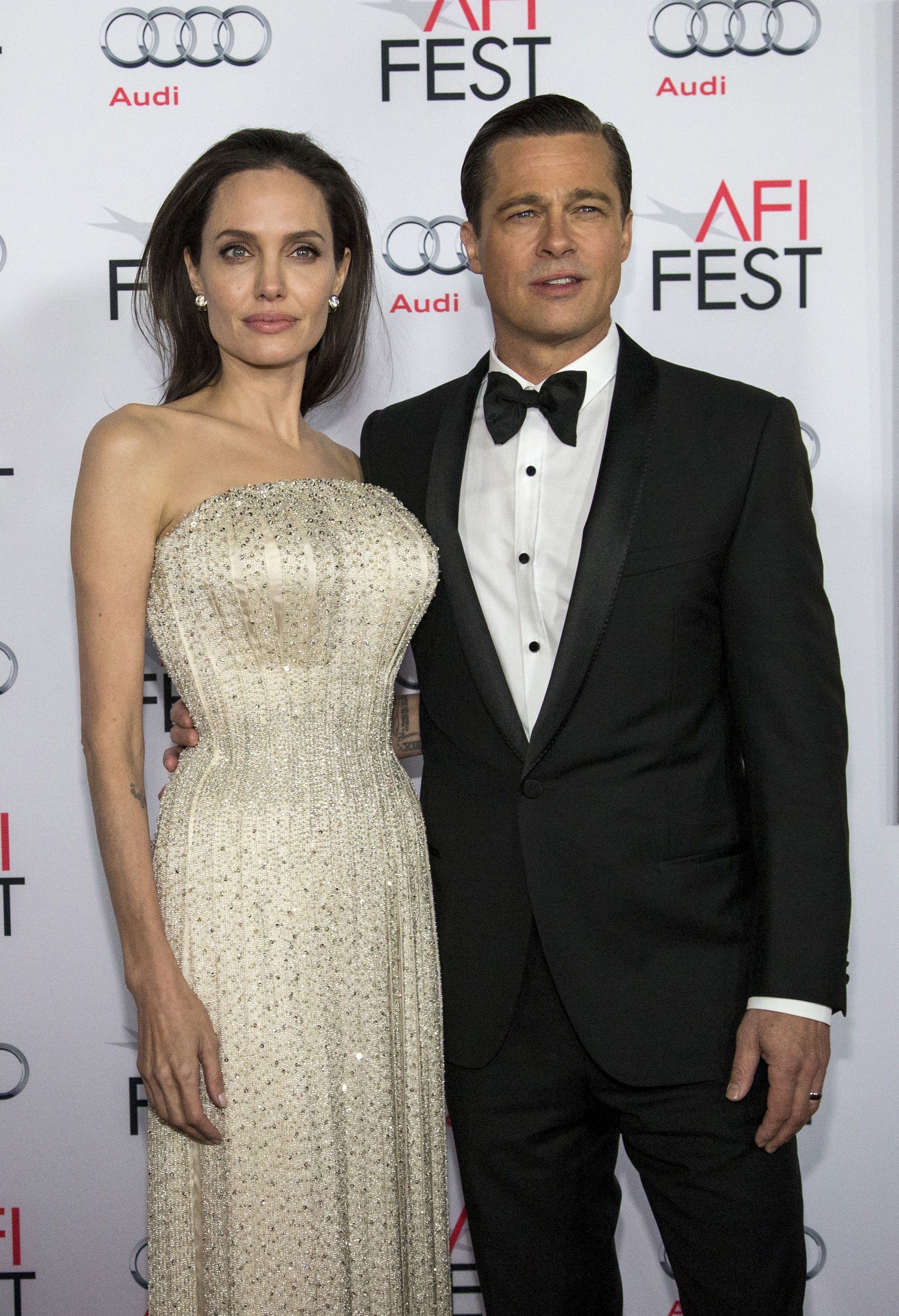Angelina Jolie und Brad Pitt streiten vor Gericht.