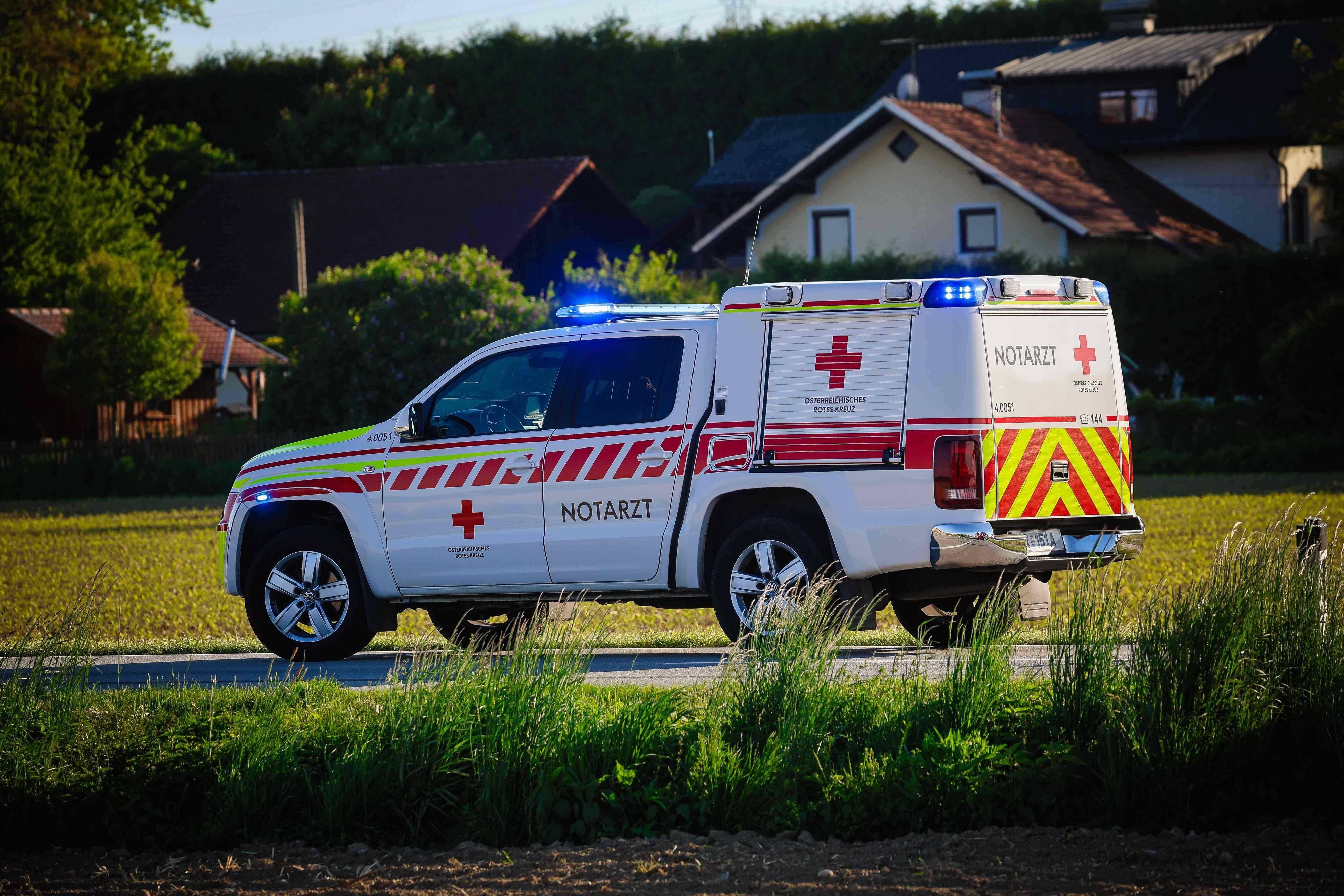 Der 14-Jährige wurde vom Notarzt erstversorgt.