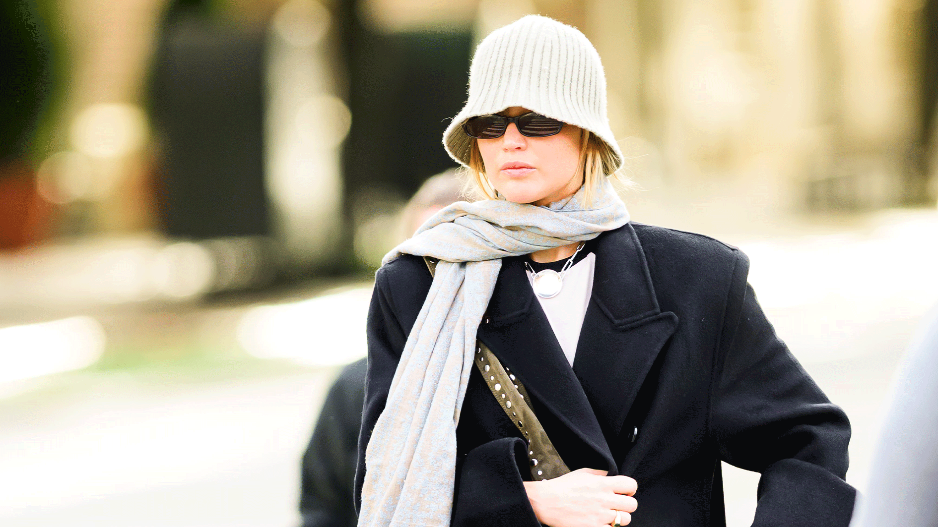 US-Schauspielerin Jennifer Lawrence flaniert durch die Straßen New Yorks mit Stil.