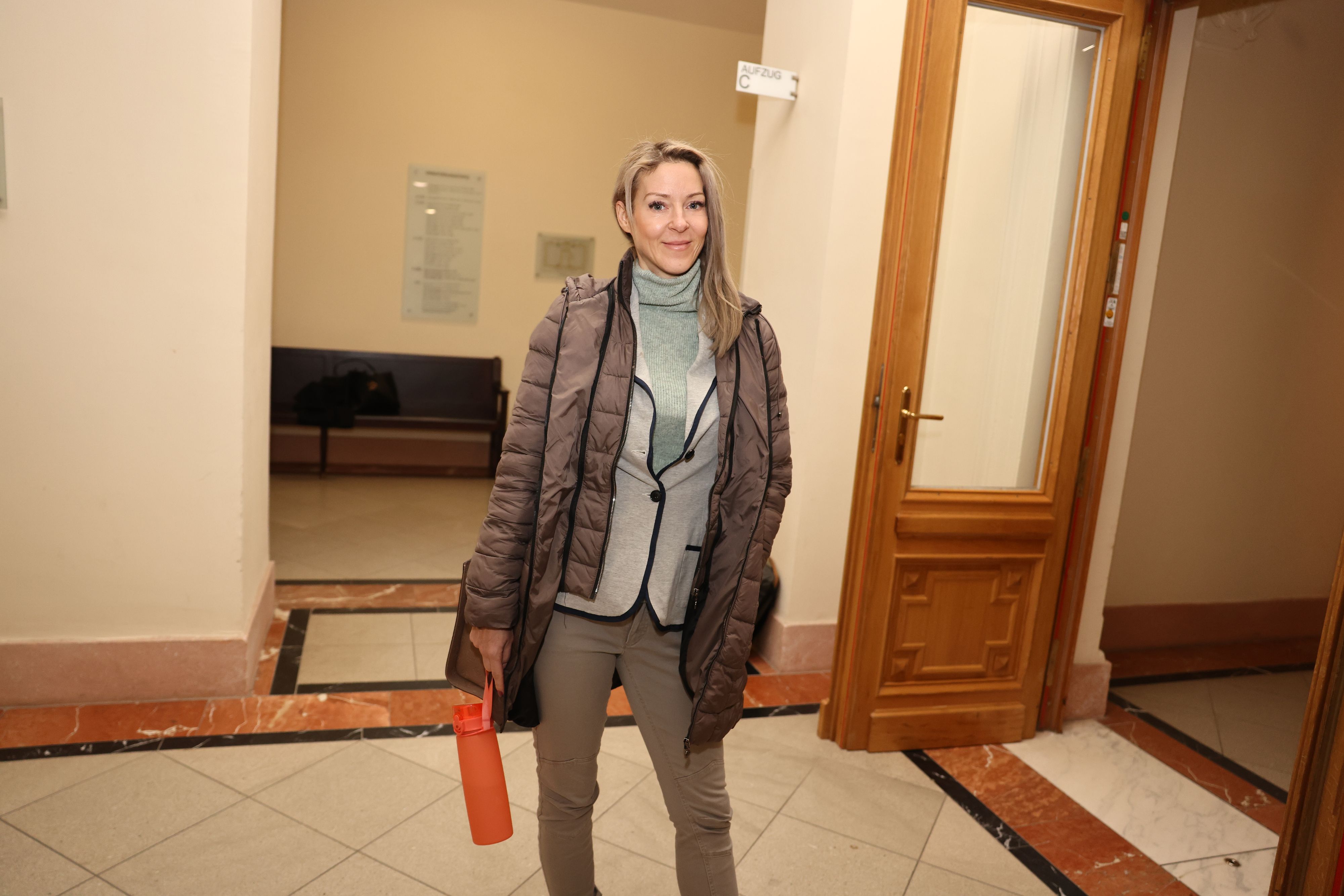 Heute.at - Simone Lugner nach Gerichtsdrama: War hart anzuhören