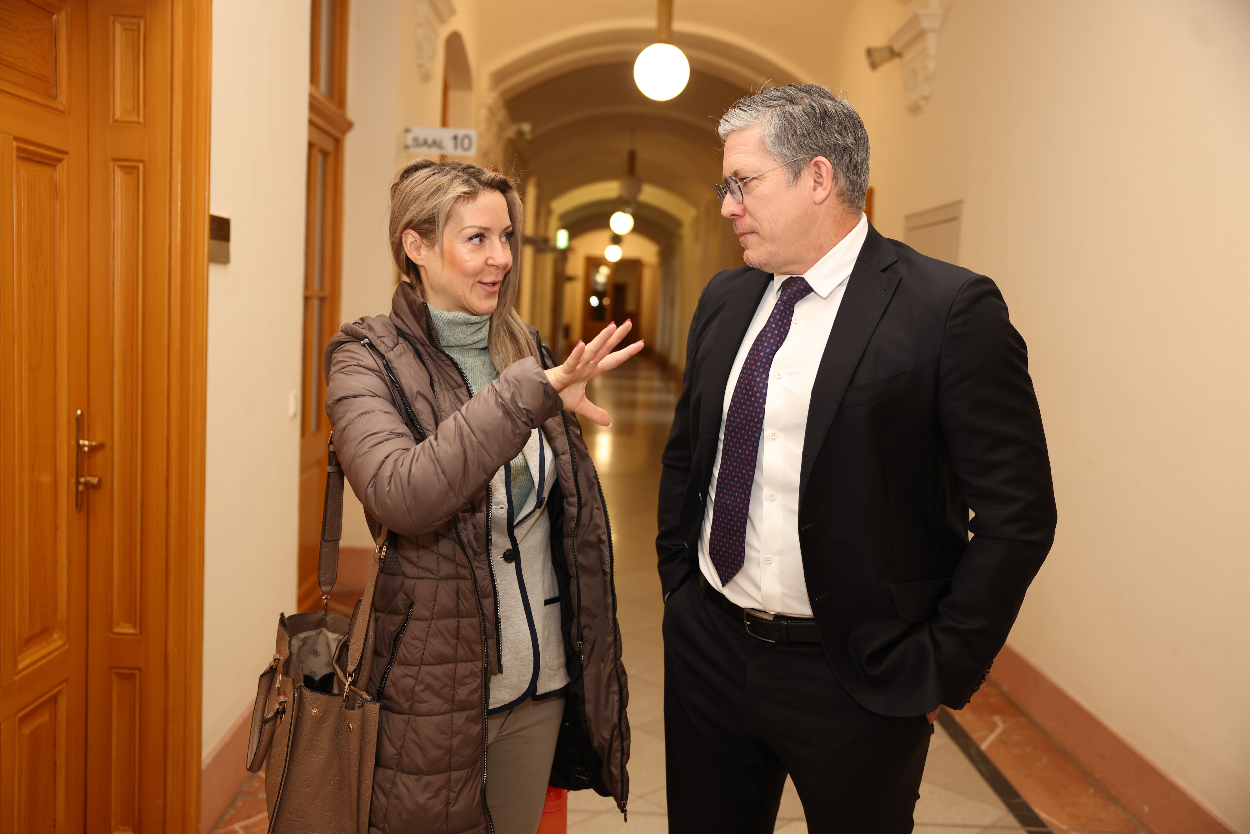 Heute.at - Nicht zusammengelebt: Brisante Wende in Lugner-Fight