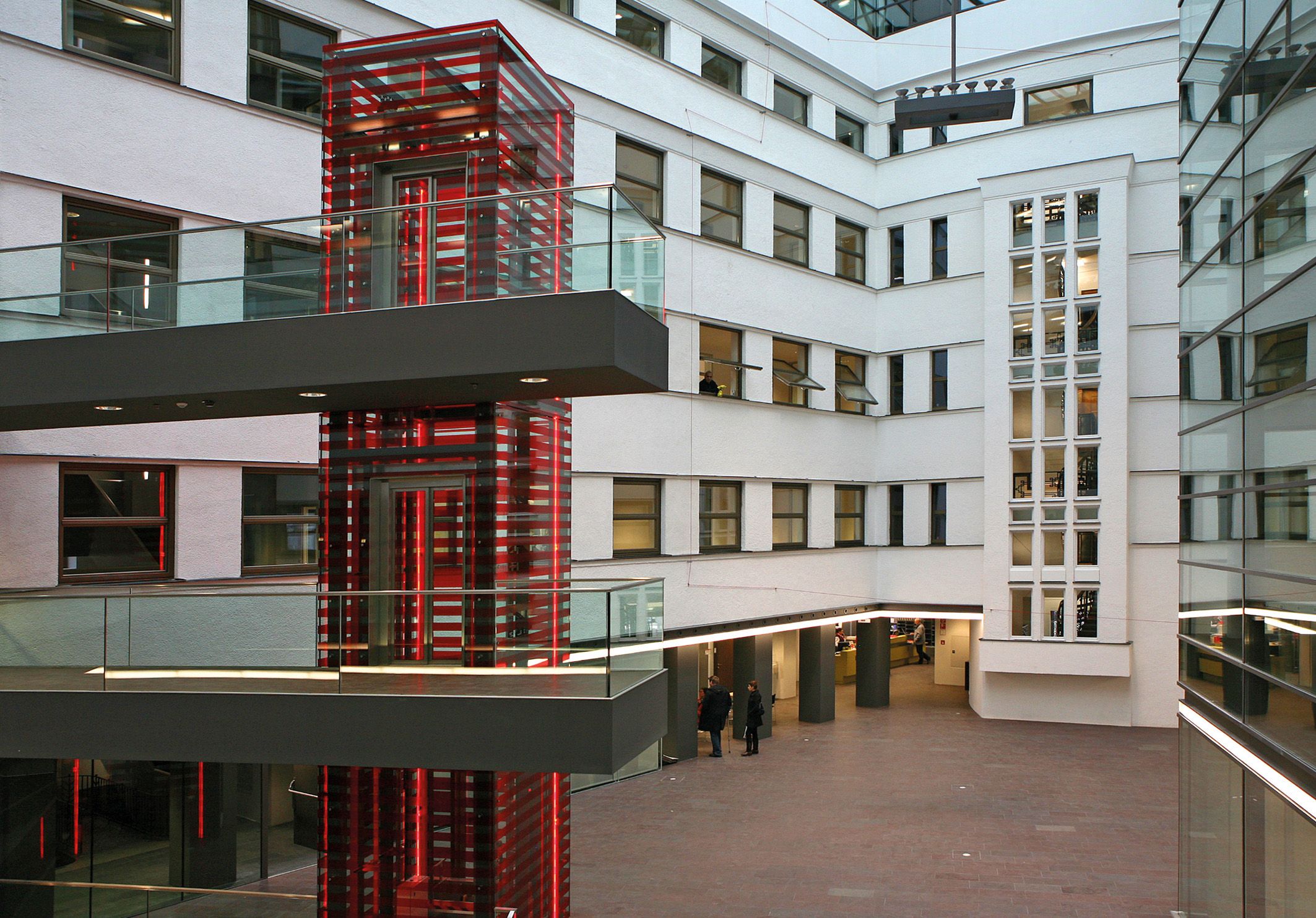 Heute.at - Geheimnisse verraten – Firma haut Mann plötzlich raus