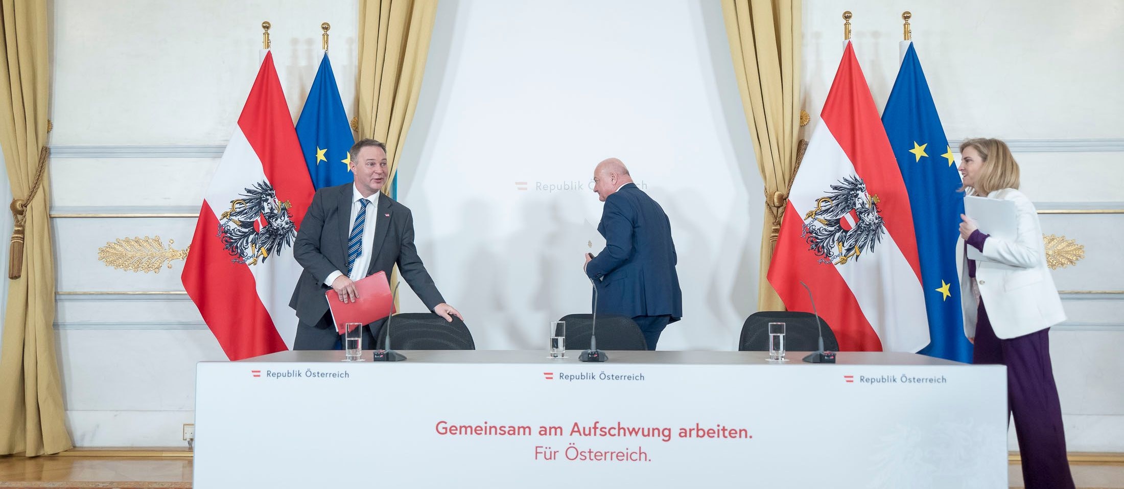 ... ah, bei der Tür geht es heute hinaus