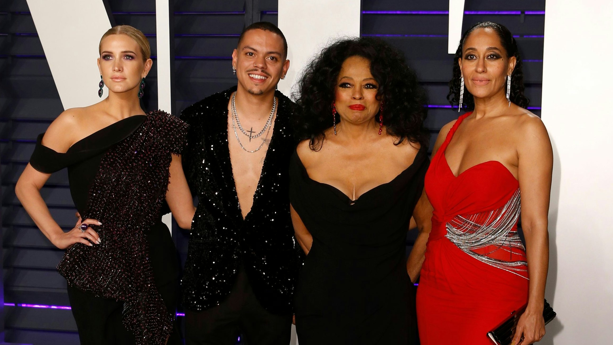 Evan Ross ist der Sohn von Diana Ross - hier im Bild mit seiner Mutter, mit Ehefrau Ashlee Simpson und seiner Schwester Tracee Ellis Ross.