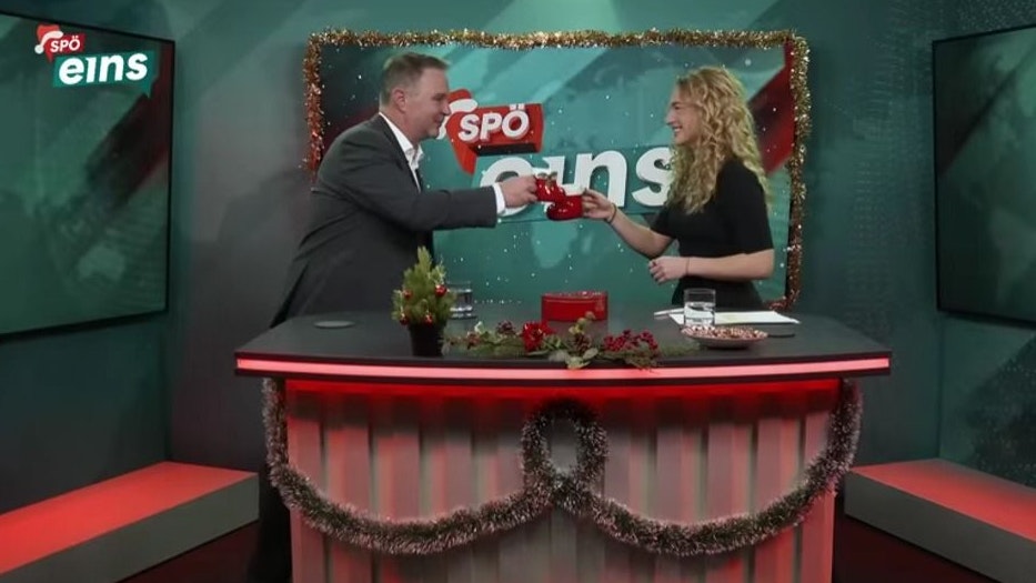 Heute.at - Salut – hier stößt Babler auf Exklusiv-Interview an