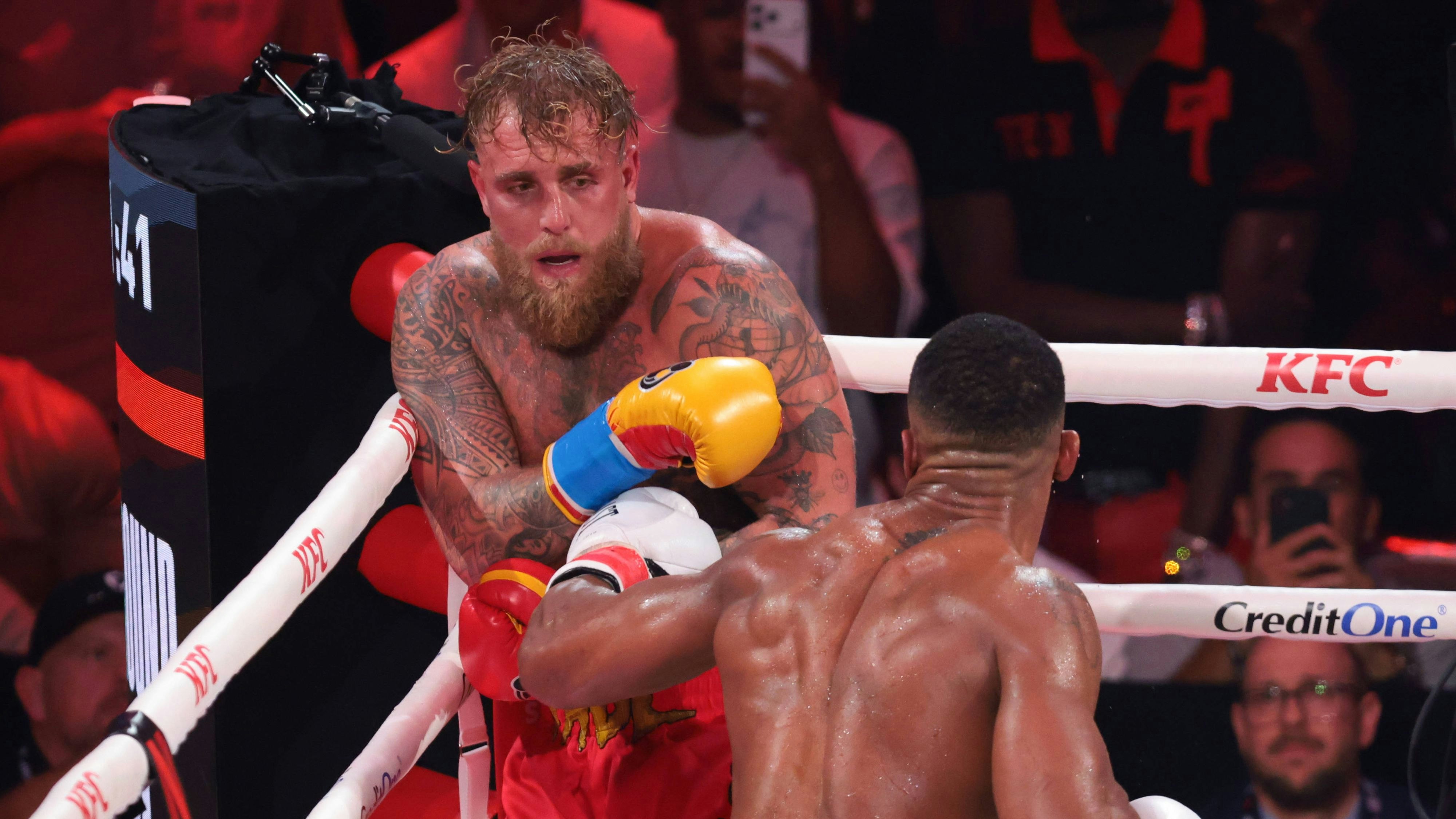 Heute.at - Jake Paul in der sechsten Runde K.o. – Kiefer gebrochen