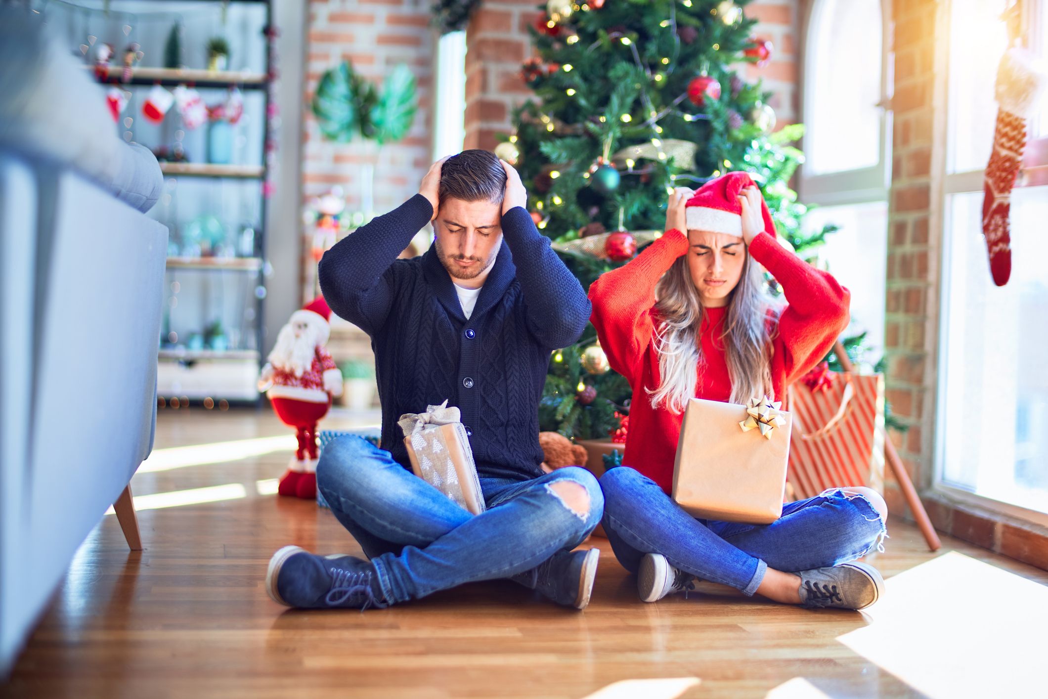 Schöne Bescherung! Nicht selten gibt es Stress unterm Christbaum.