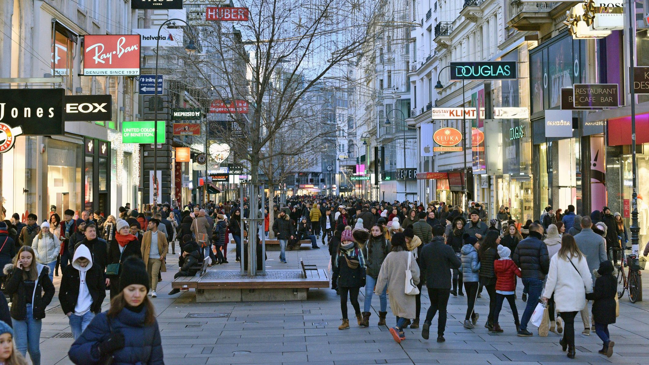 Heute.at - Tourist und Tochter völlig verzweifelt – Polizei hilft