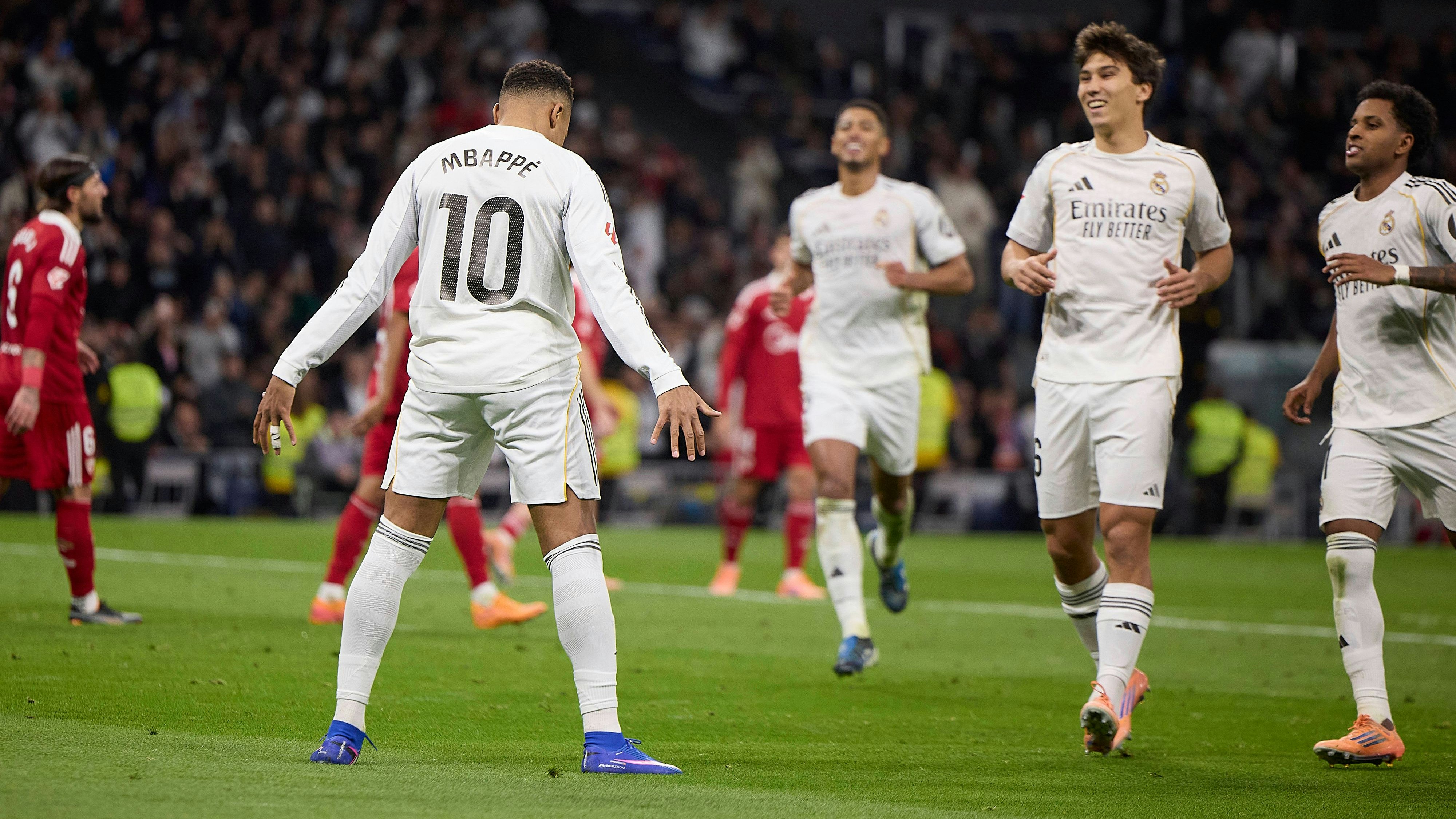 Heute.at - Mbappe egalisiert an seinem Geburtstag CR7-Rekord