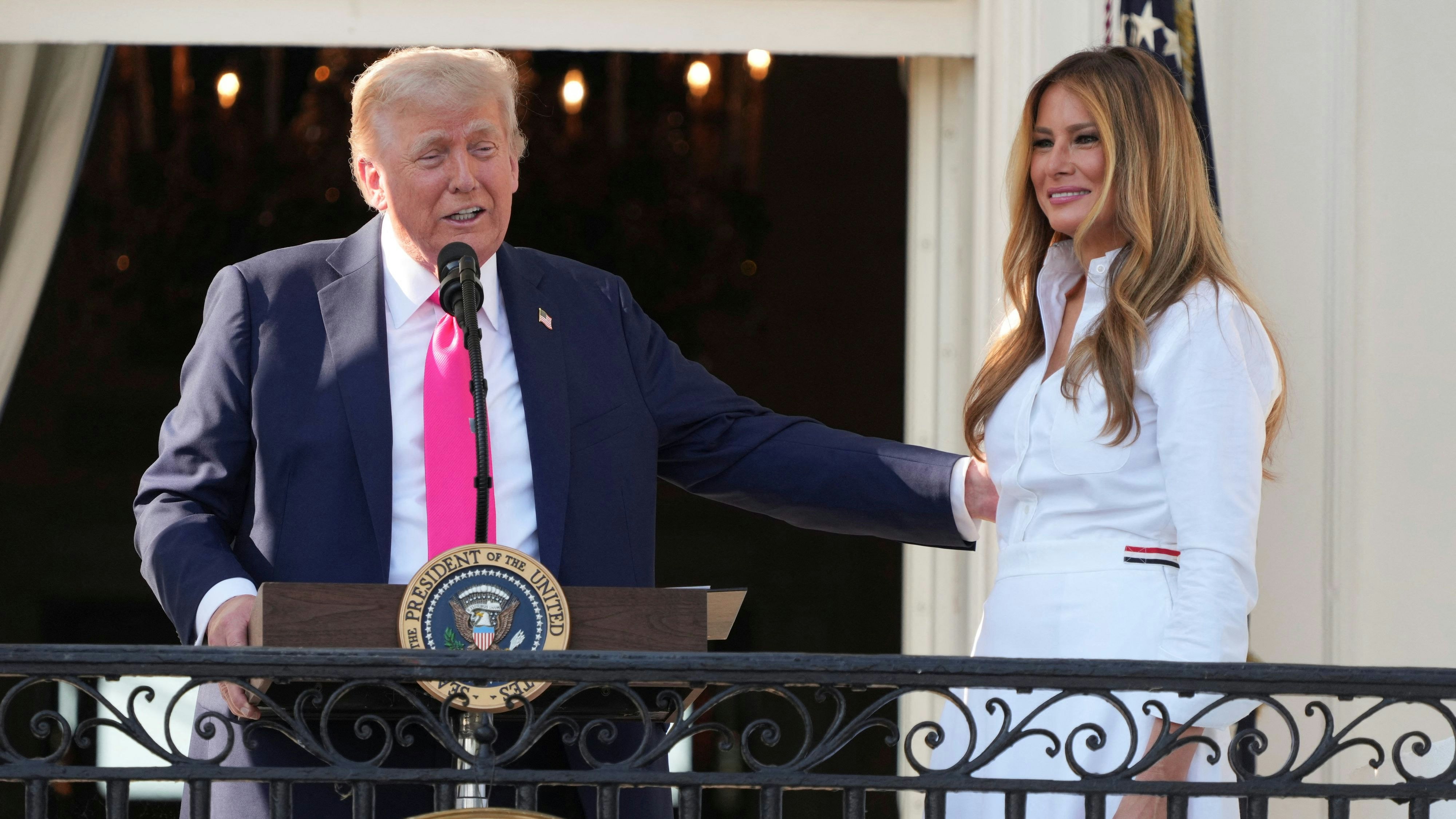 Heute.at - Plötzlich spricht Trump über Melanias Höschen