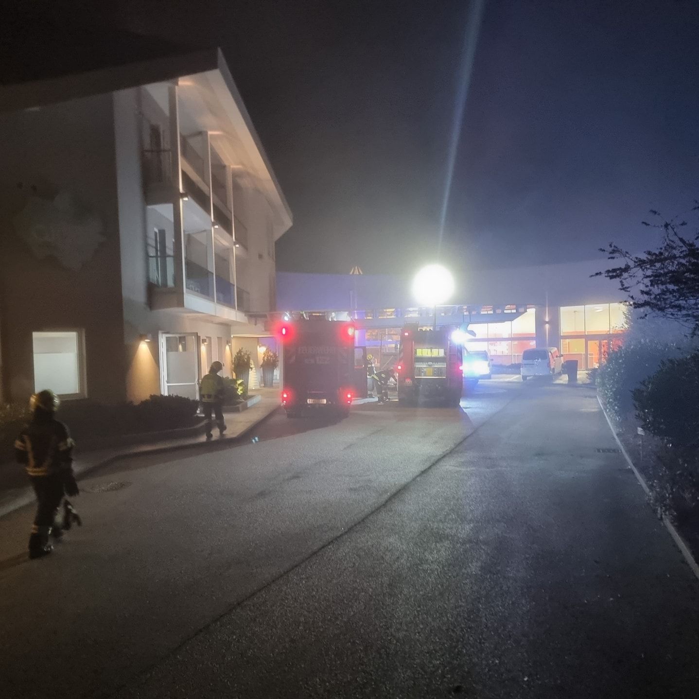 In einem Hotelbetrieb in Aigen im Mühlkreis brannte es in der Nacht auf Sonntag.