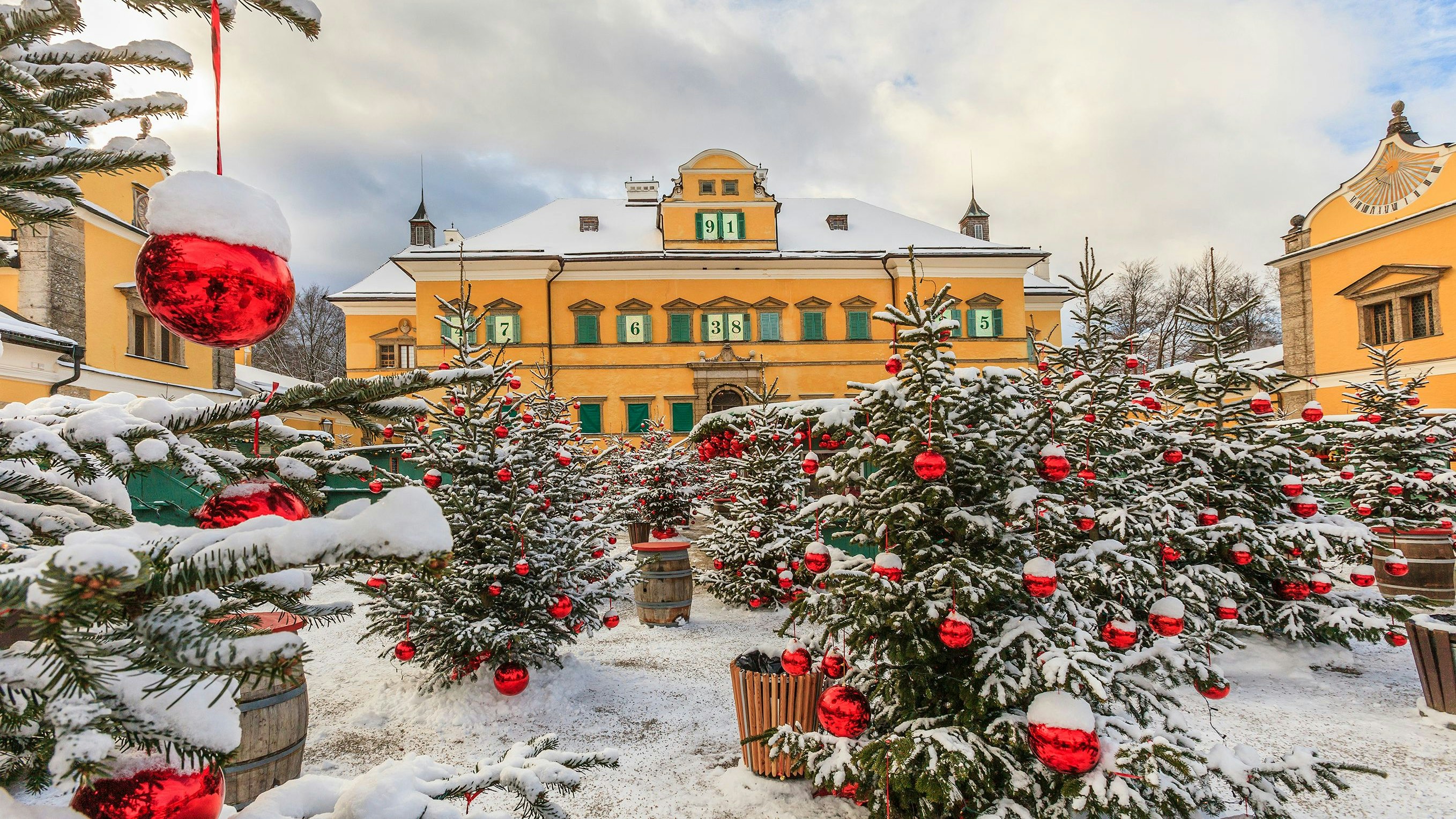 Bis in tiefe Lagen kann es am Heiligen Abend schneien, in Hellbrunn (Bild) aber wohl eher nicht. (Archivbild)