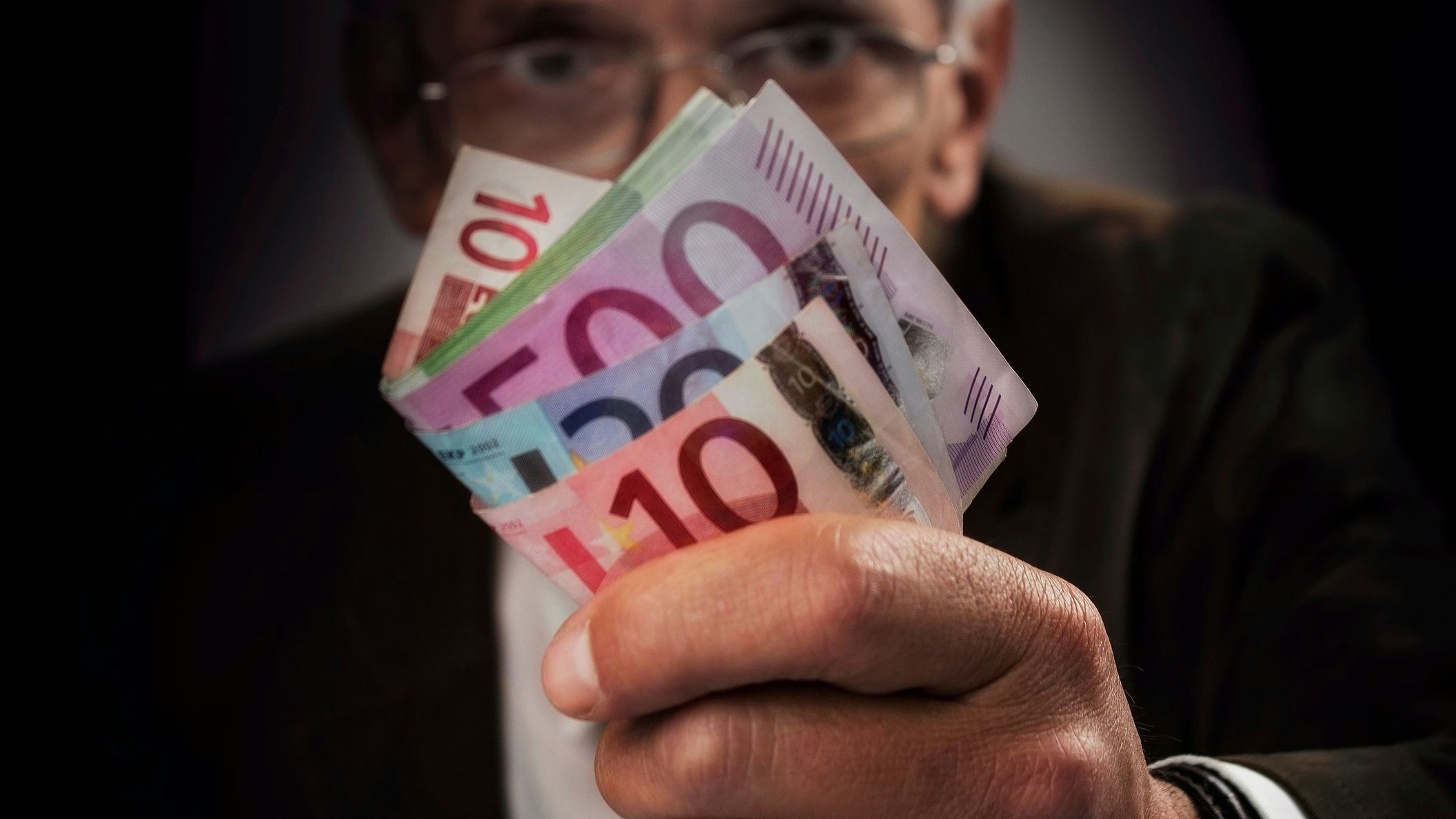 Heute.at - So viel verdienen die Manager in staatsnahen Betrieben