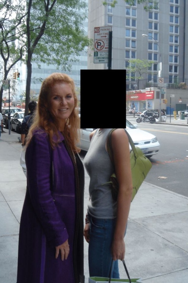 Sarah Ferguson, die Ex-Frau des britischen Ex-Prinzen Andrew, lieh sich Geld von Epstein