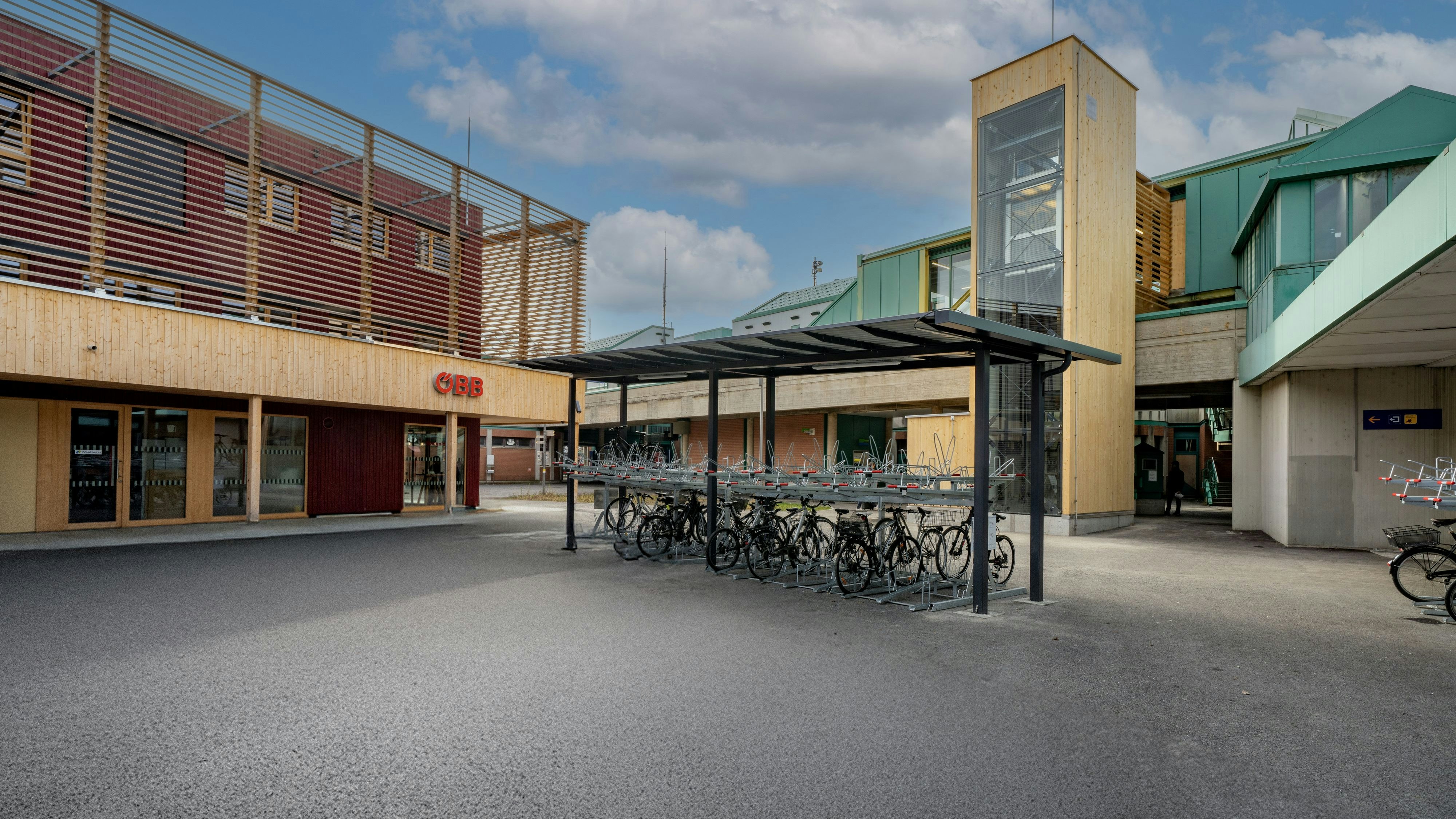 Ausweichgebäude Bahnhof Bregenz fertiggestellt ÖBB Sailerbrothers