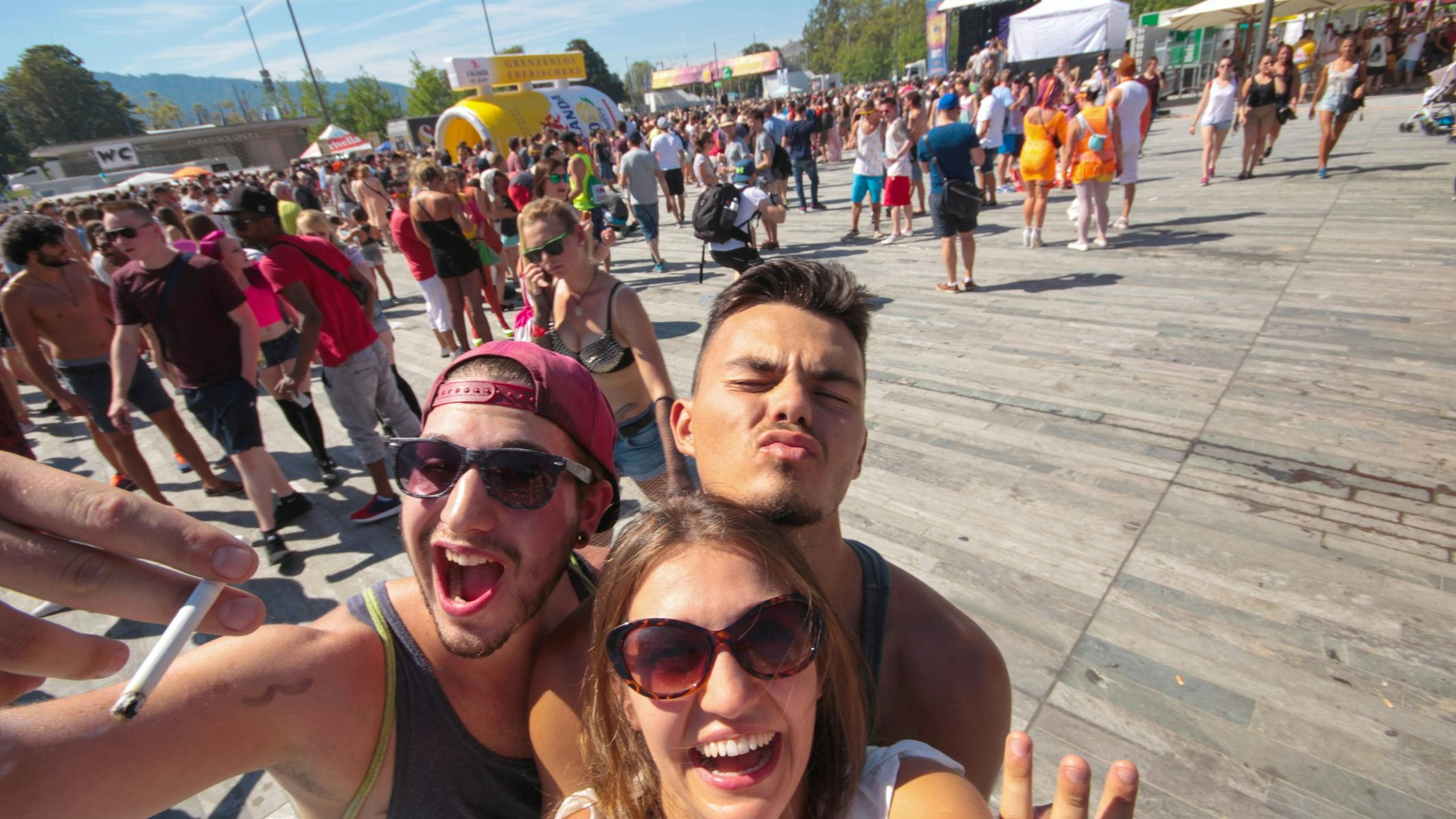 Heute.at - Stellen Schweiz-Touristen Asylantrag für Gratis-Hotel?