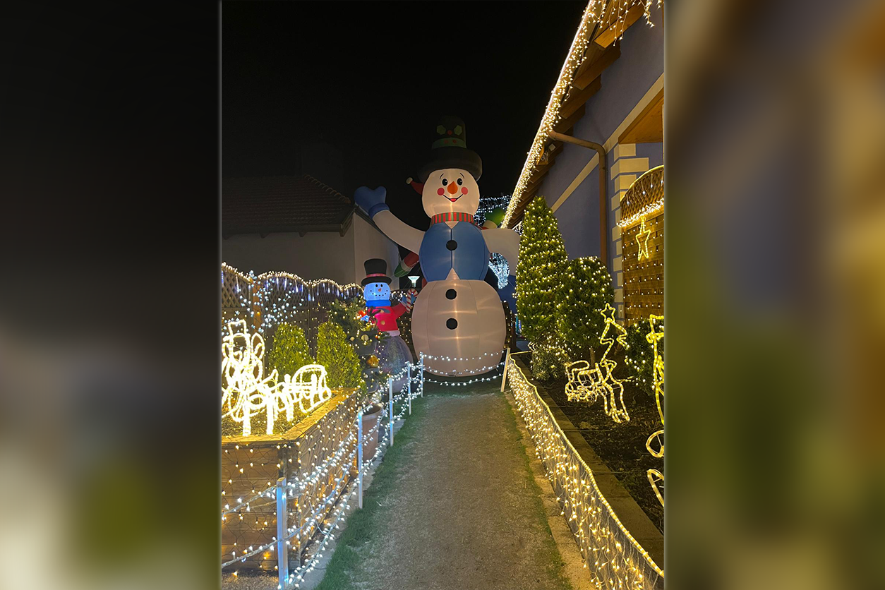 Heute.at - Pure Magie: X-Mas-Haus strahlt in 267.000 LED-Lichtern