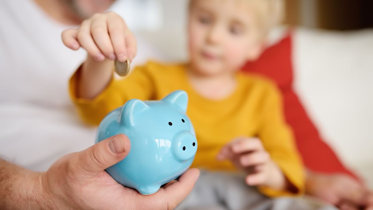 Heute.at - 160 statt 405 Euro: Bei Familien wird nun stark gekürzt