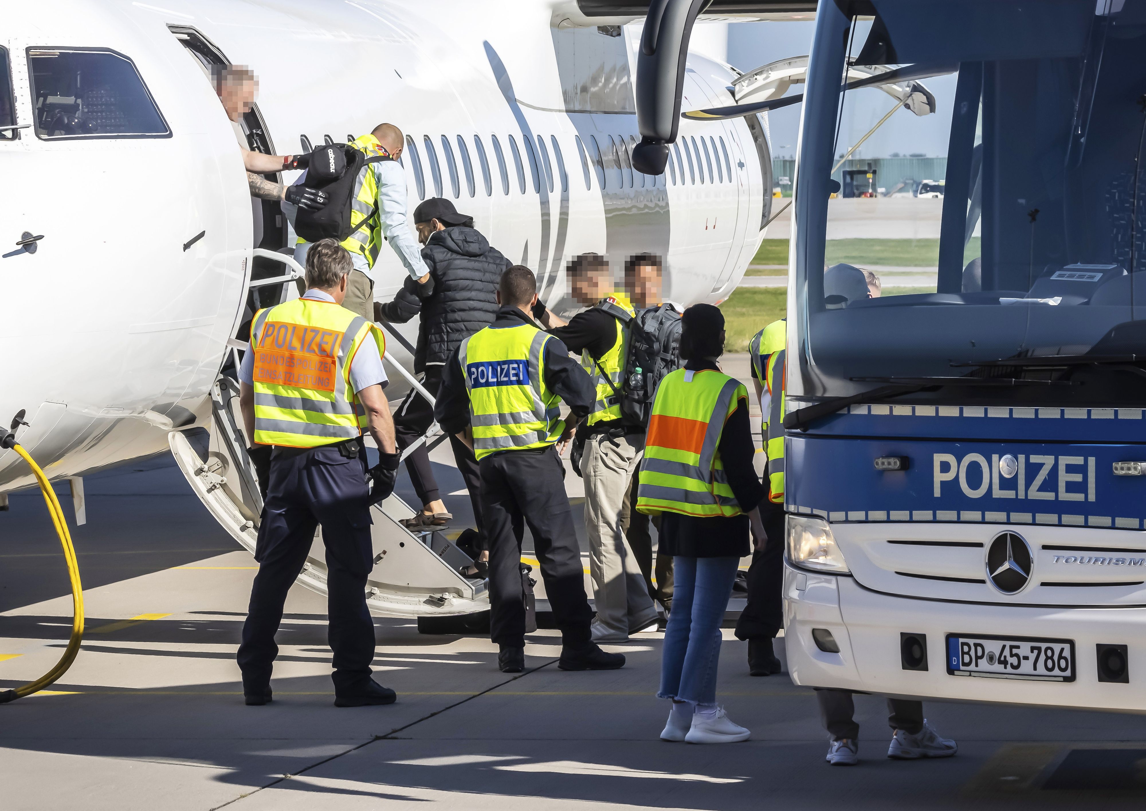 Heute.at - Nach Österreich schiebt nun auch Deutschland Syrer ab