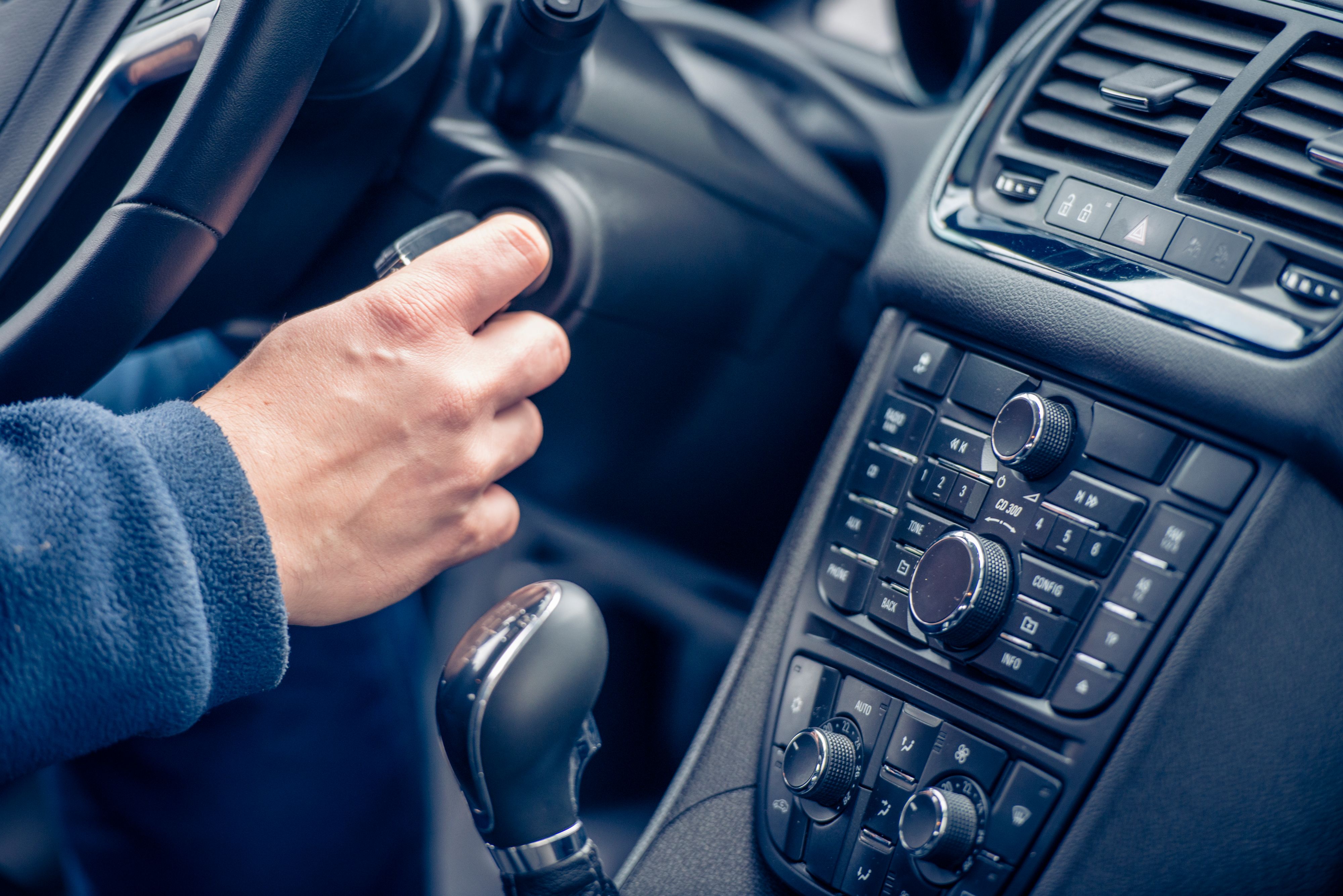 Heute.at - Gewusst? Dafür ist DIESER Knopf im Auto wirklich da