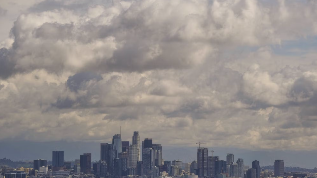 Heute.at - Behörden in Los Angeles ordnen Evakuierungen an