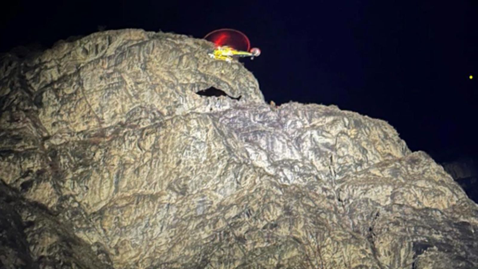 Heute.at - Zwei Kinder sterben kurz vor Weihnachten bei Unfällen